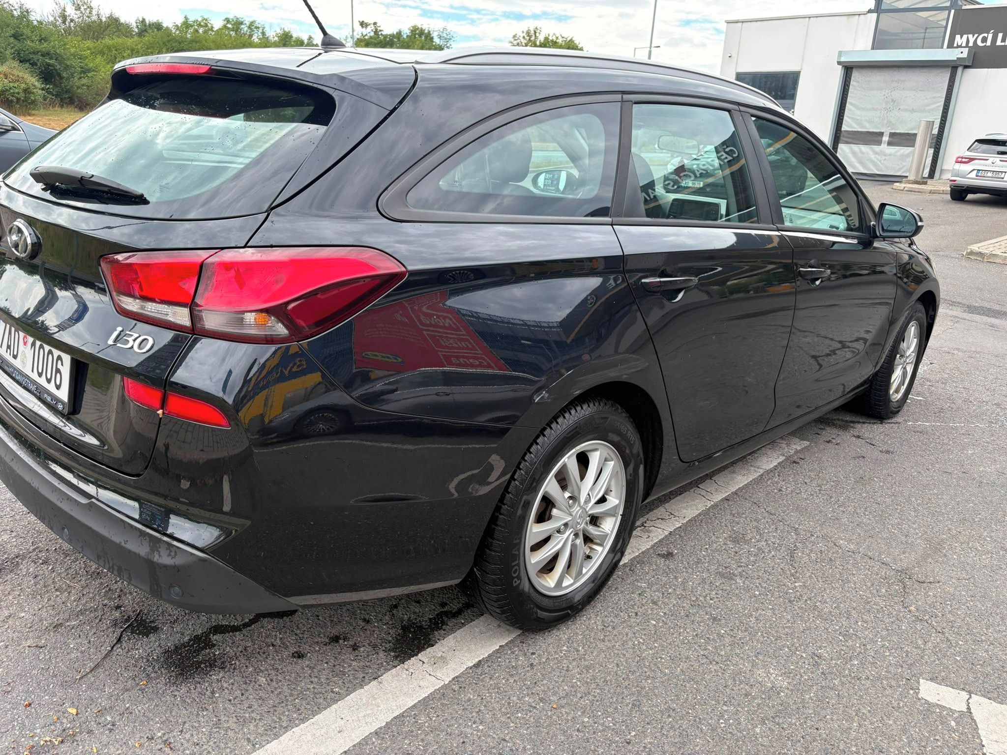 Hyundai i30, Hyundai i30 1.0 T-GDI Combi - fotka 2