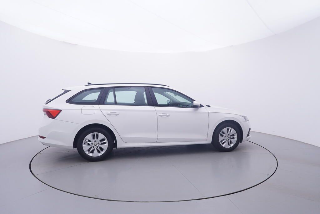 Škoda Octavia, Ambition 1.5 TSI 110 kW - fotka 6