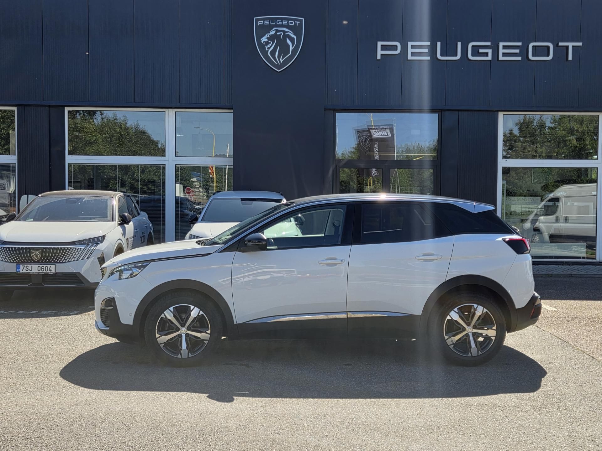 Peugeot 3008, 1.2 PT 130 ALLURE MAN6 - fotka 2