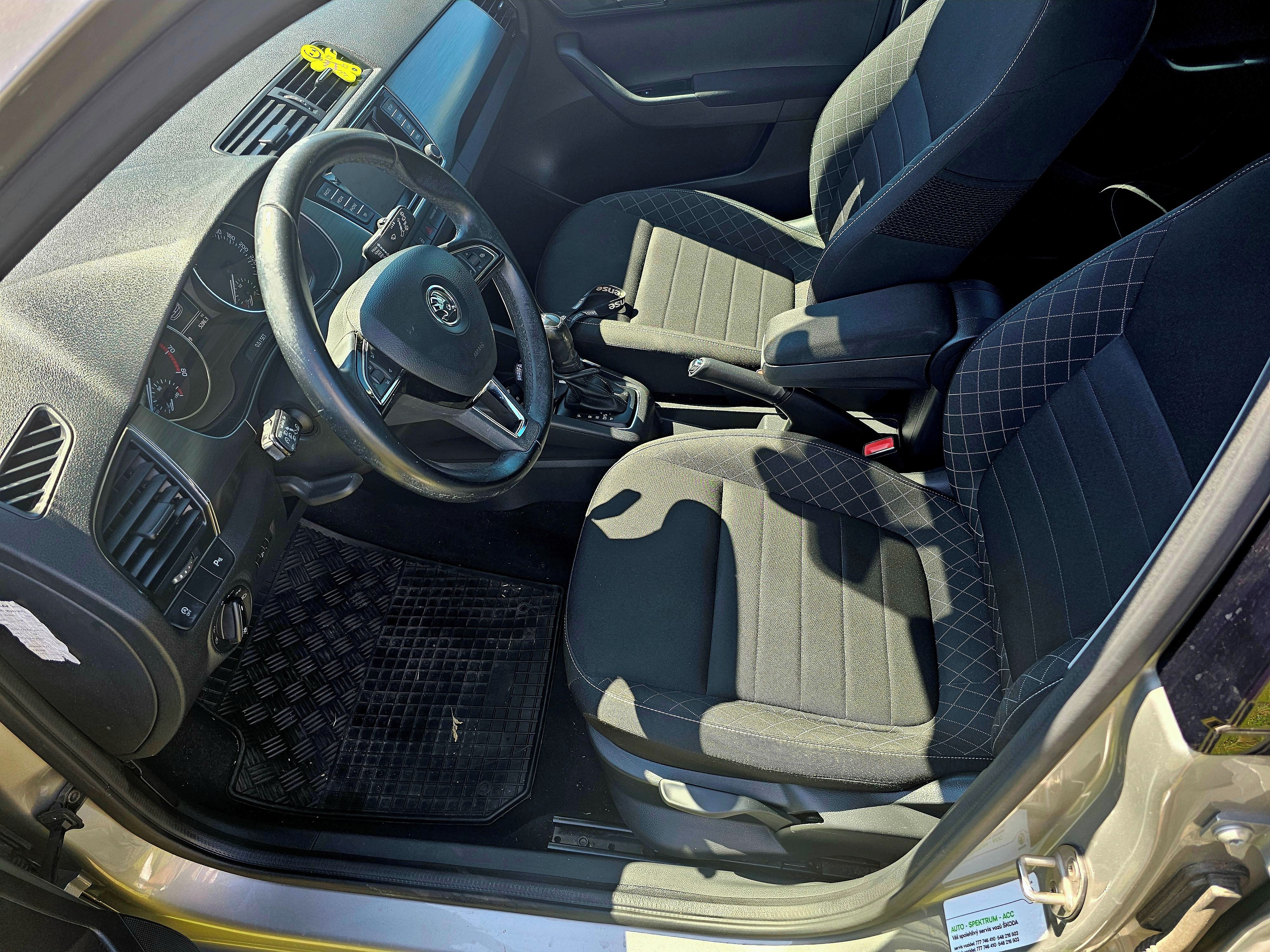 Škoda Fabia, 1.2 TSi 81kW DSG Style plus - fotka 5