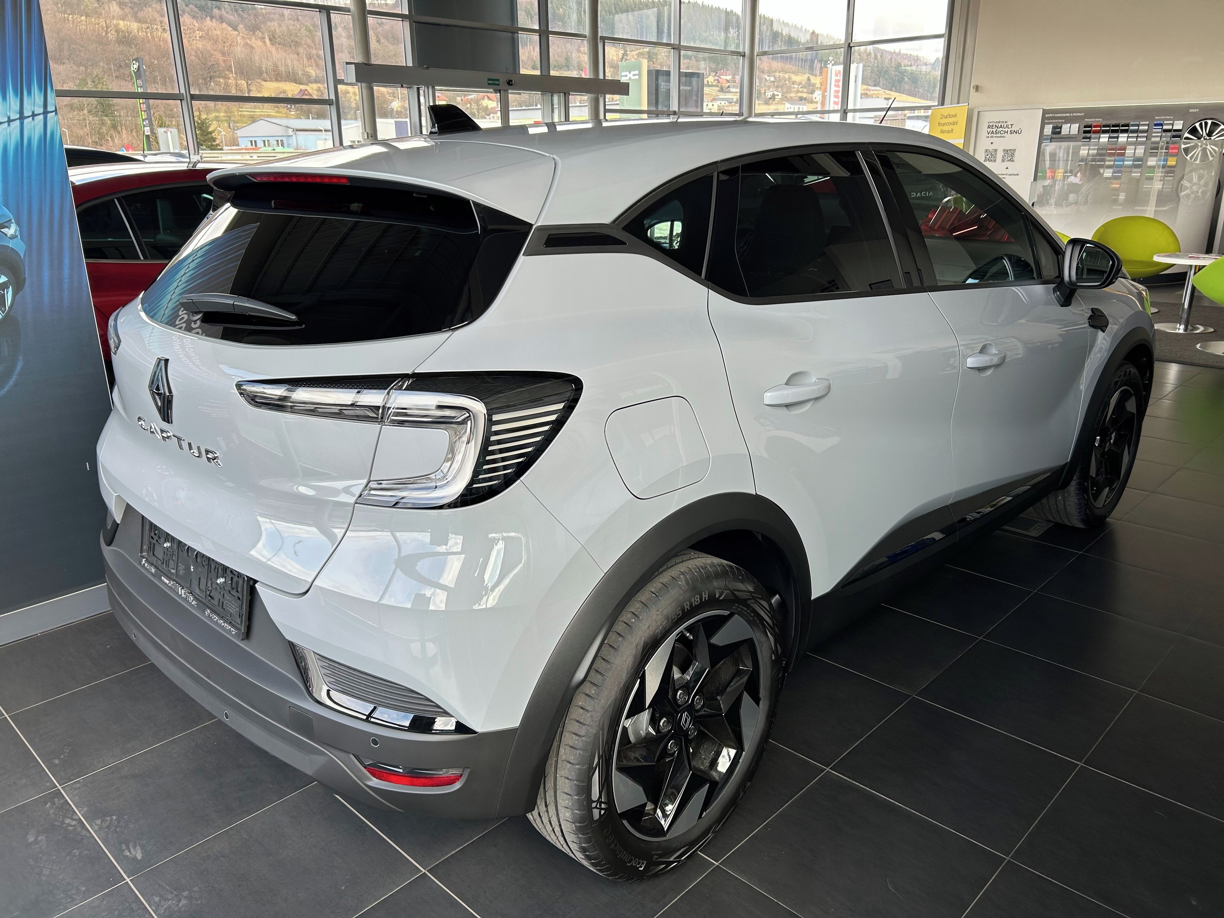 Renault Captur, Evolution TCe 115 - fotka 4