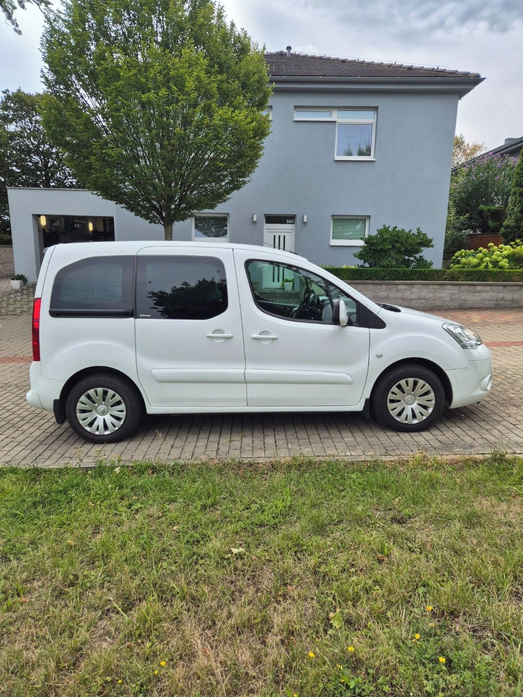 Citroën Berlingo, 1.6 HDi, automat - fotka 5