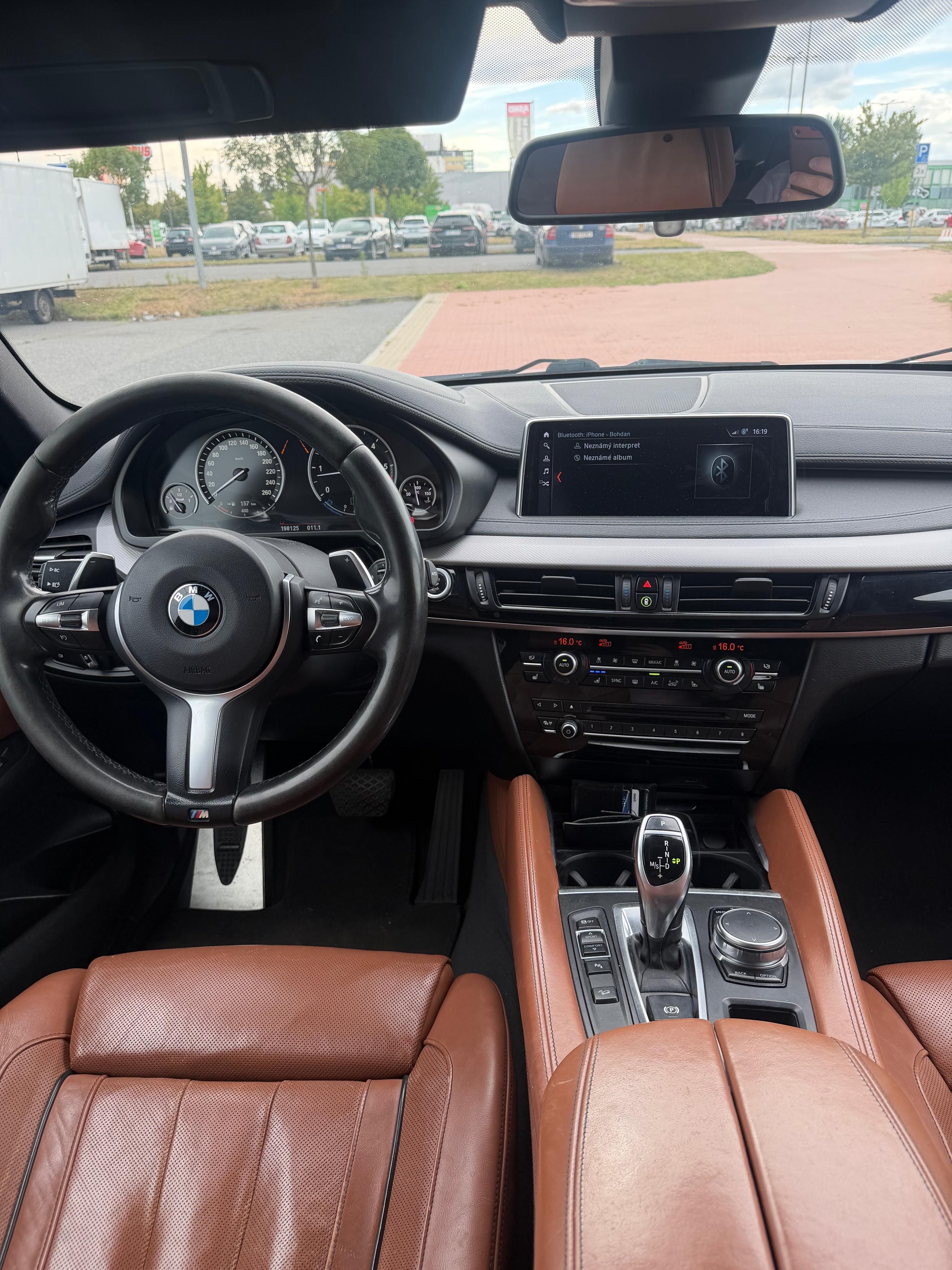 BMW X6 - fotka 5