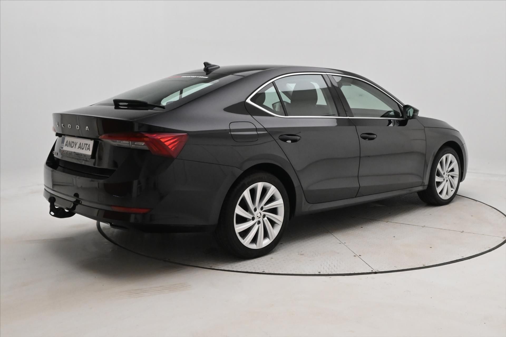 Škoda Octavia, 2,0 TDI 110kW DSG Style Záruka - fotka 5