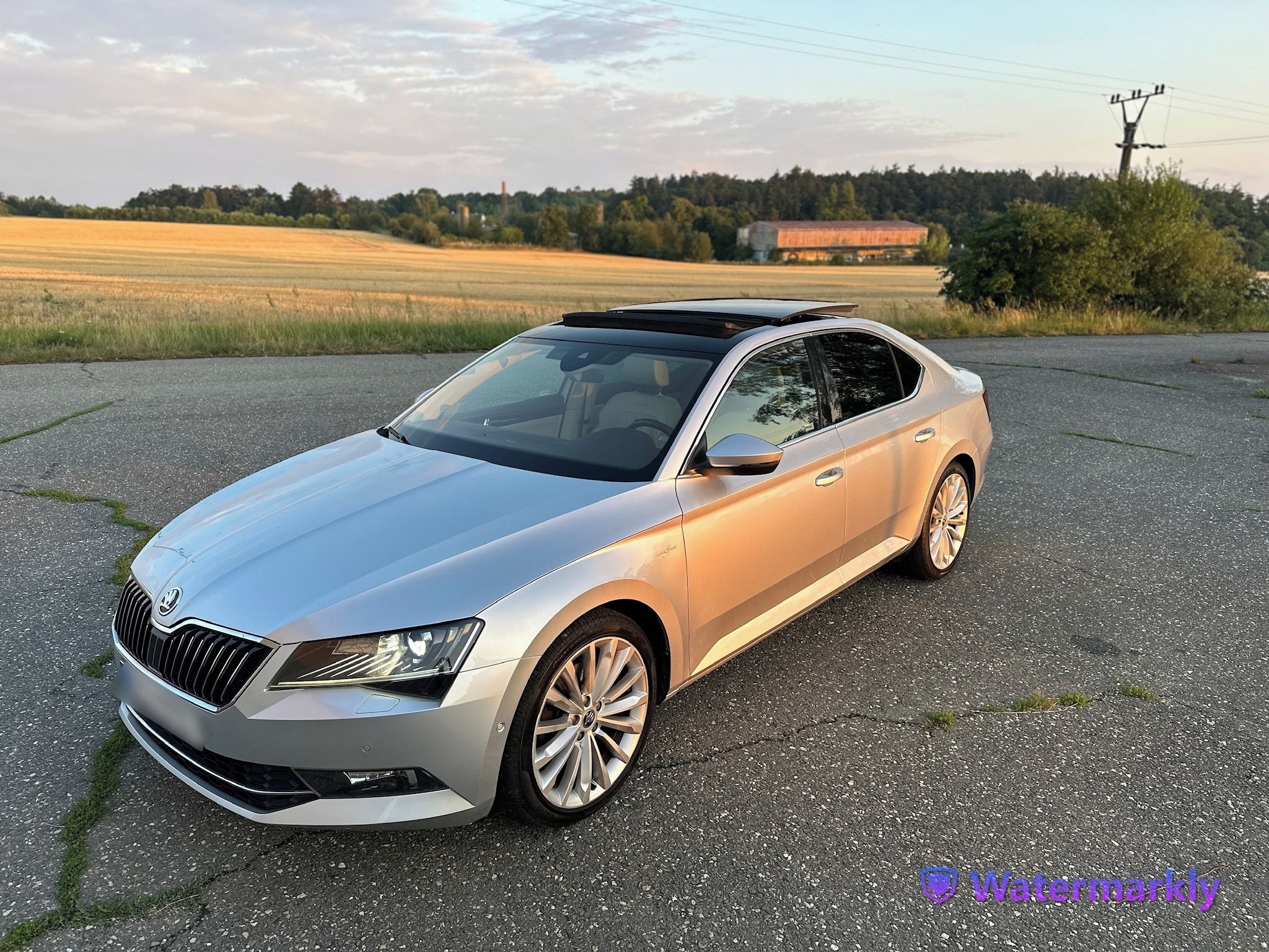Škoda Superb, Superb L&K 2.0TDI Webasto - fotka 2