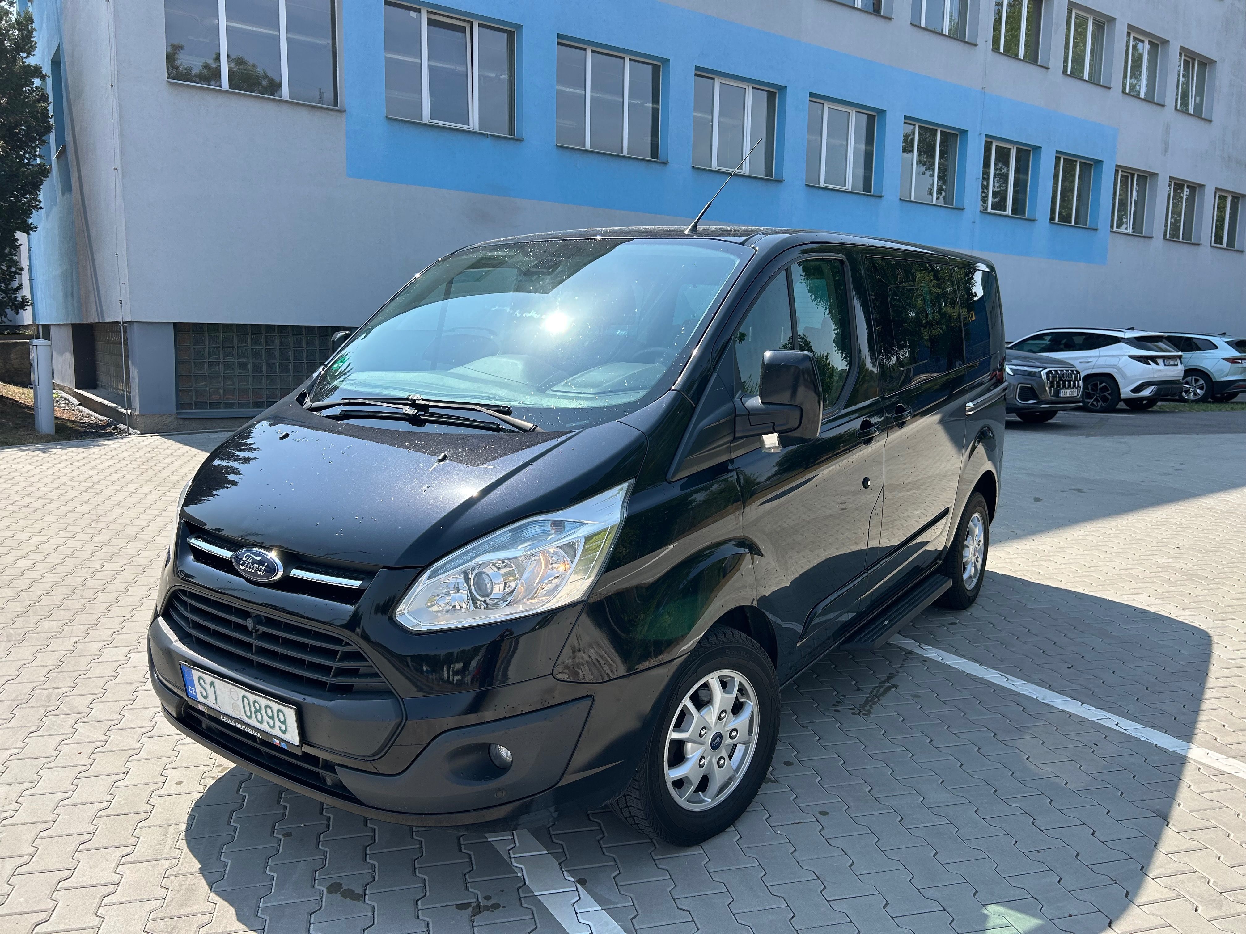 Ford Tourneo Custom, 2.2 TDCI 114kw TITANIUM - Image 1