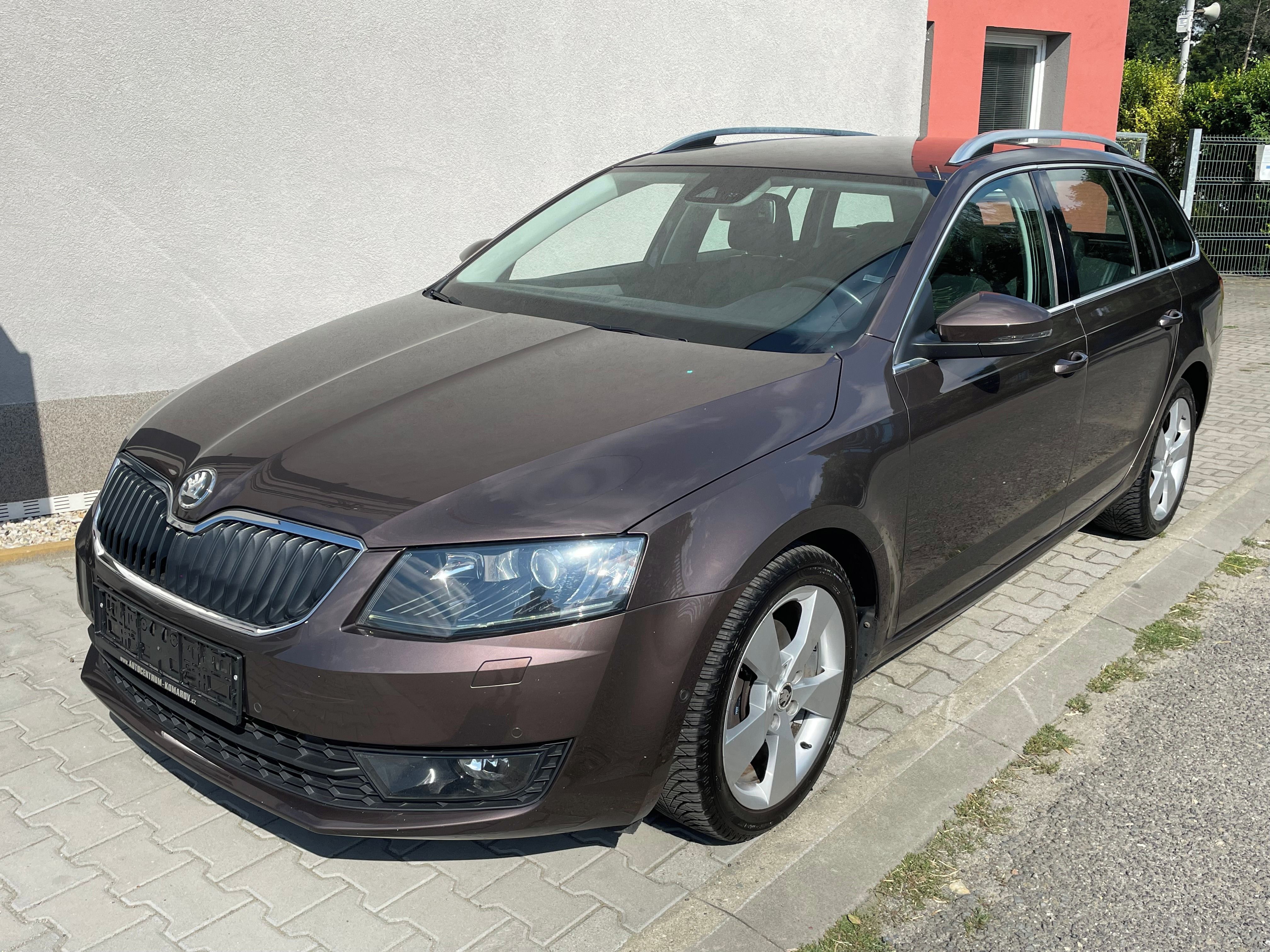 Škoda Octavia, 1.2 TSI 77kW Elegance Webasto