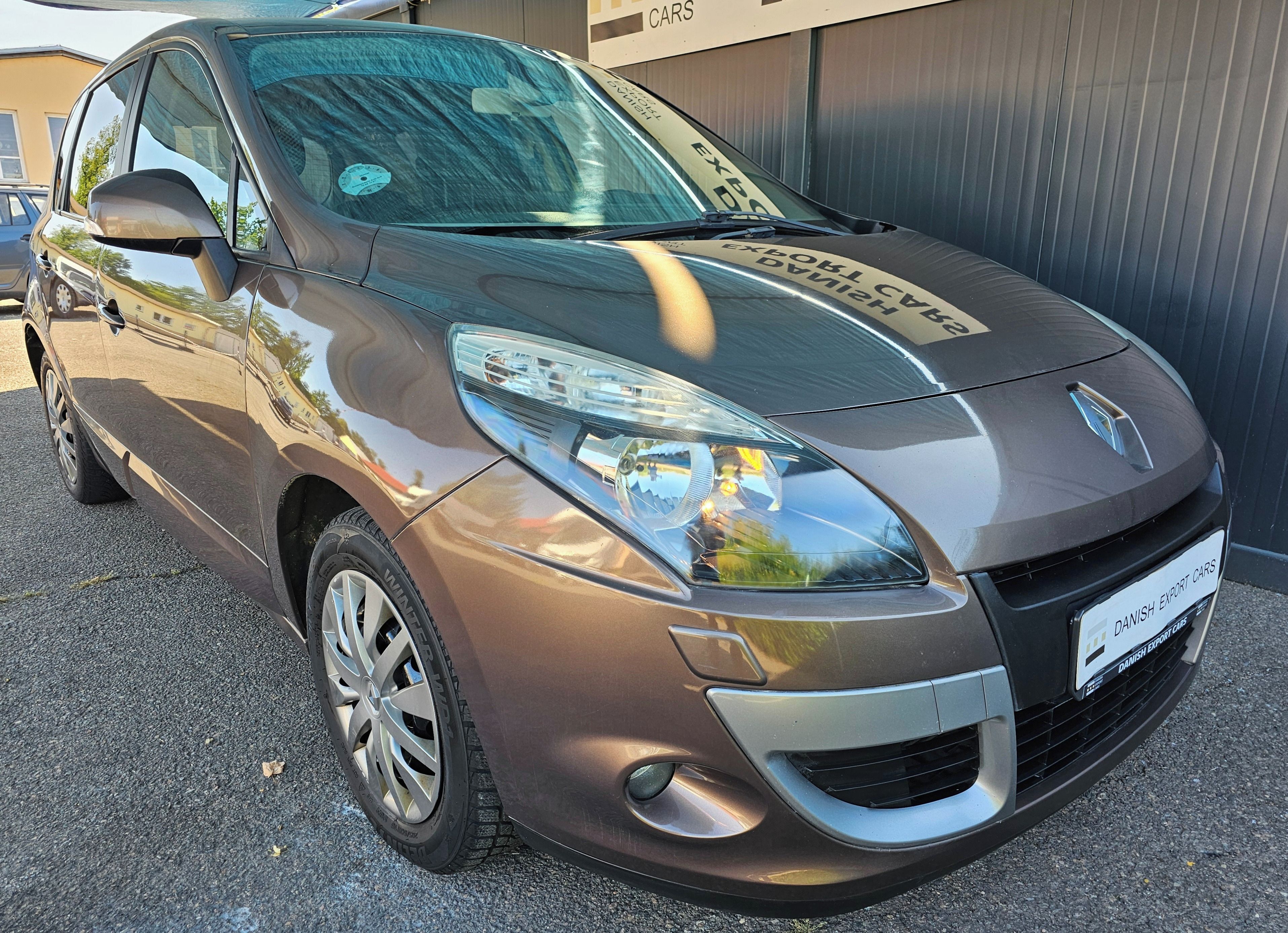 Renault Scénic, 1.6 DCI 96kW,VÝHŘEV,NAVI,TAŽNÉ - fotka 6