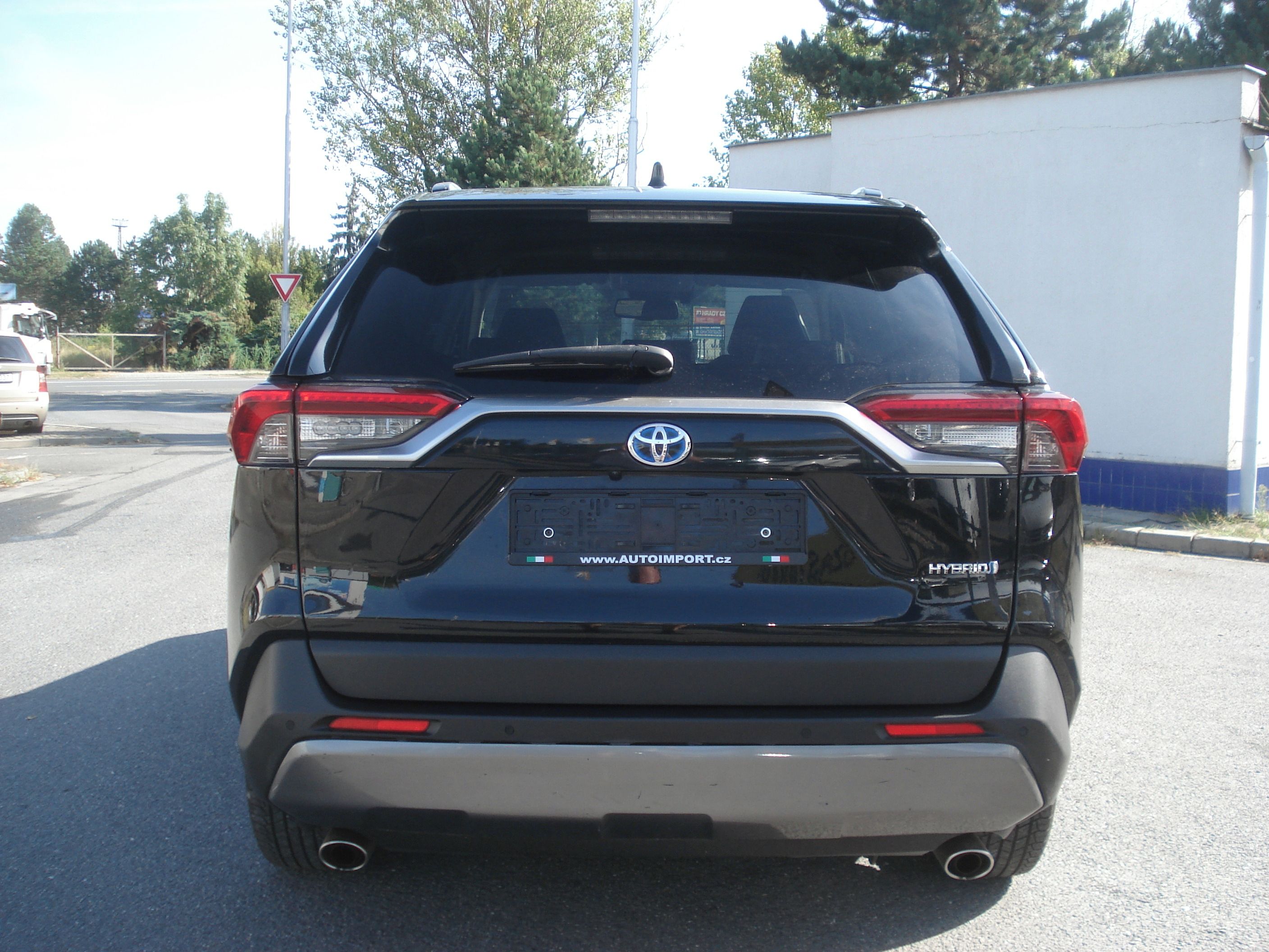 Toyota Rav4, 2.5 HYBRID -LOUNGE 4x4 - fotka 4