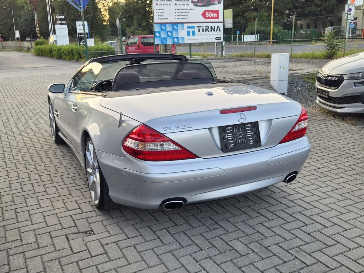 Mercedes-Benz SL, 550 *VZDUCH*VENTILACE* - fotka 6