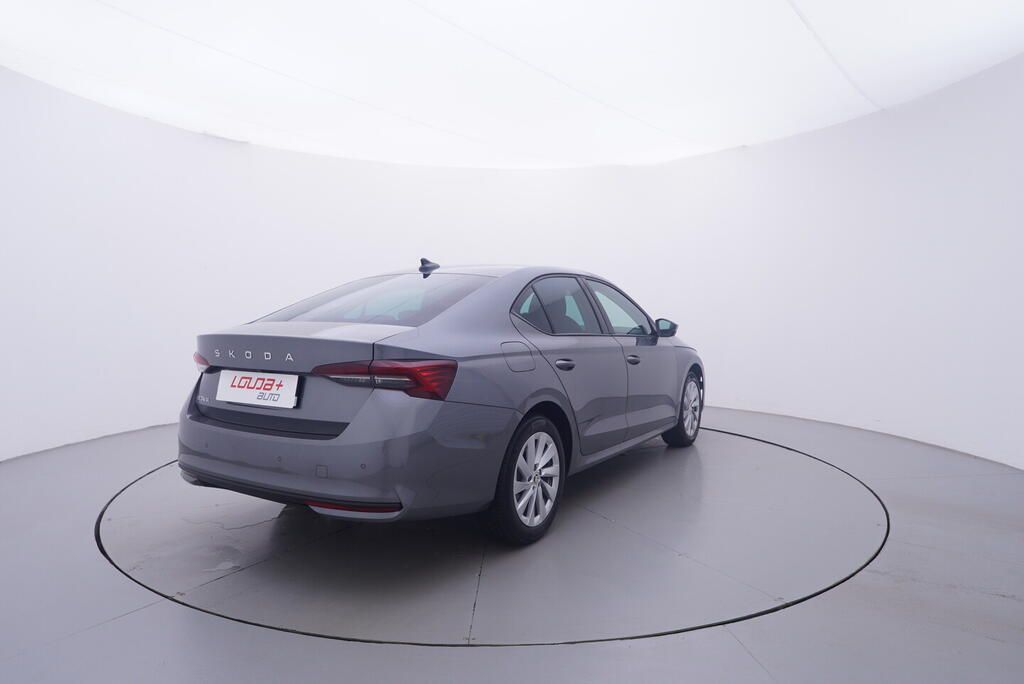Škoda Octavia, Selection 1.5 TSI 85 kW - fotka 5