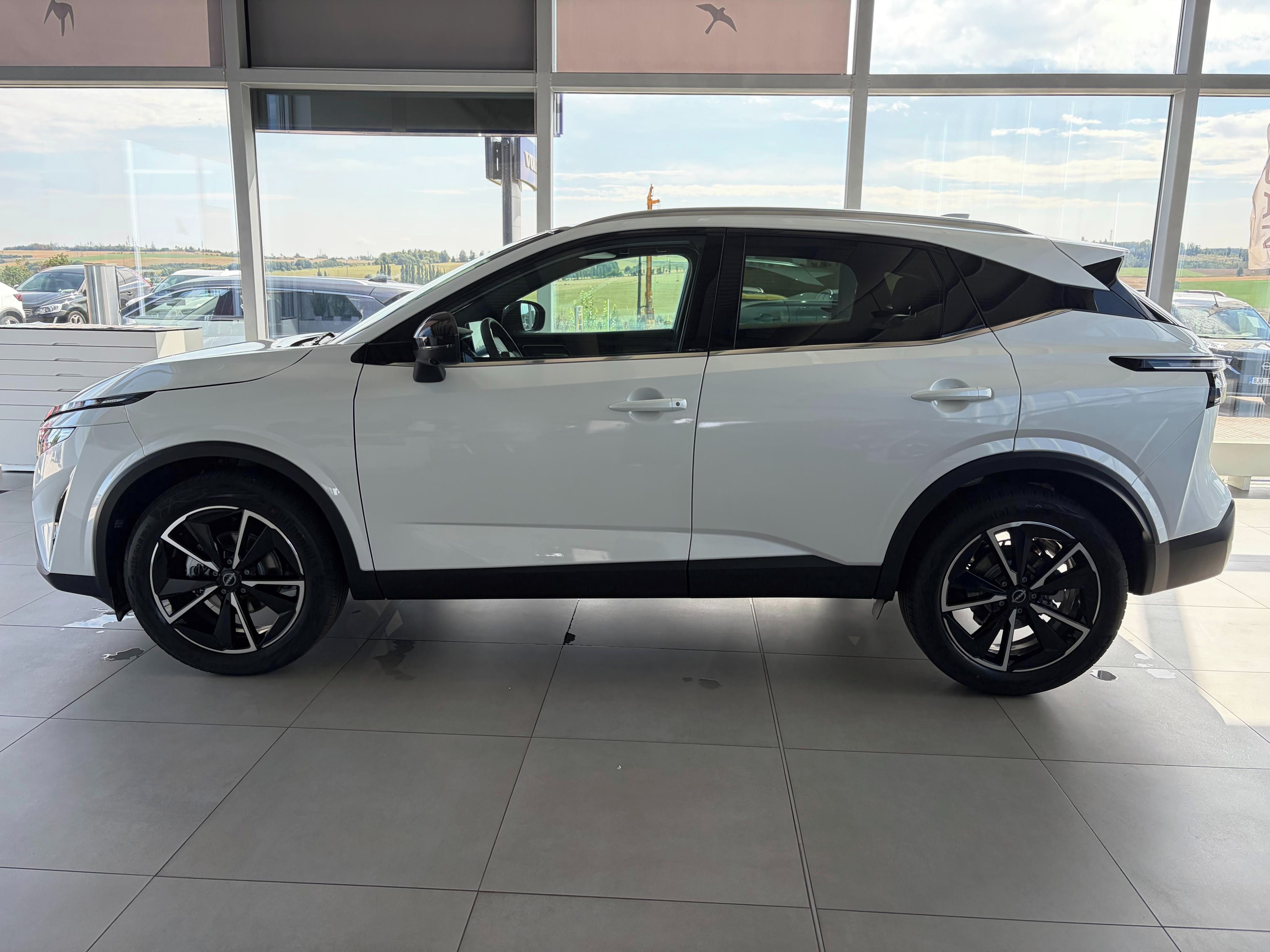 Nissan Qashqai, 1.3 DIG-T mHEV,TEKNA,2WD,AT - fotka 4