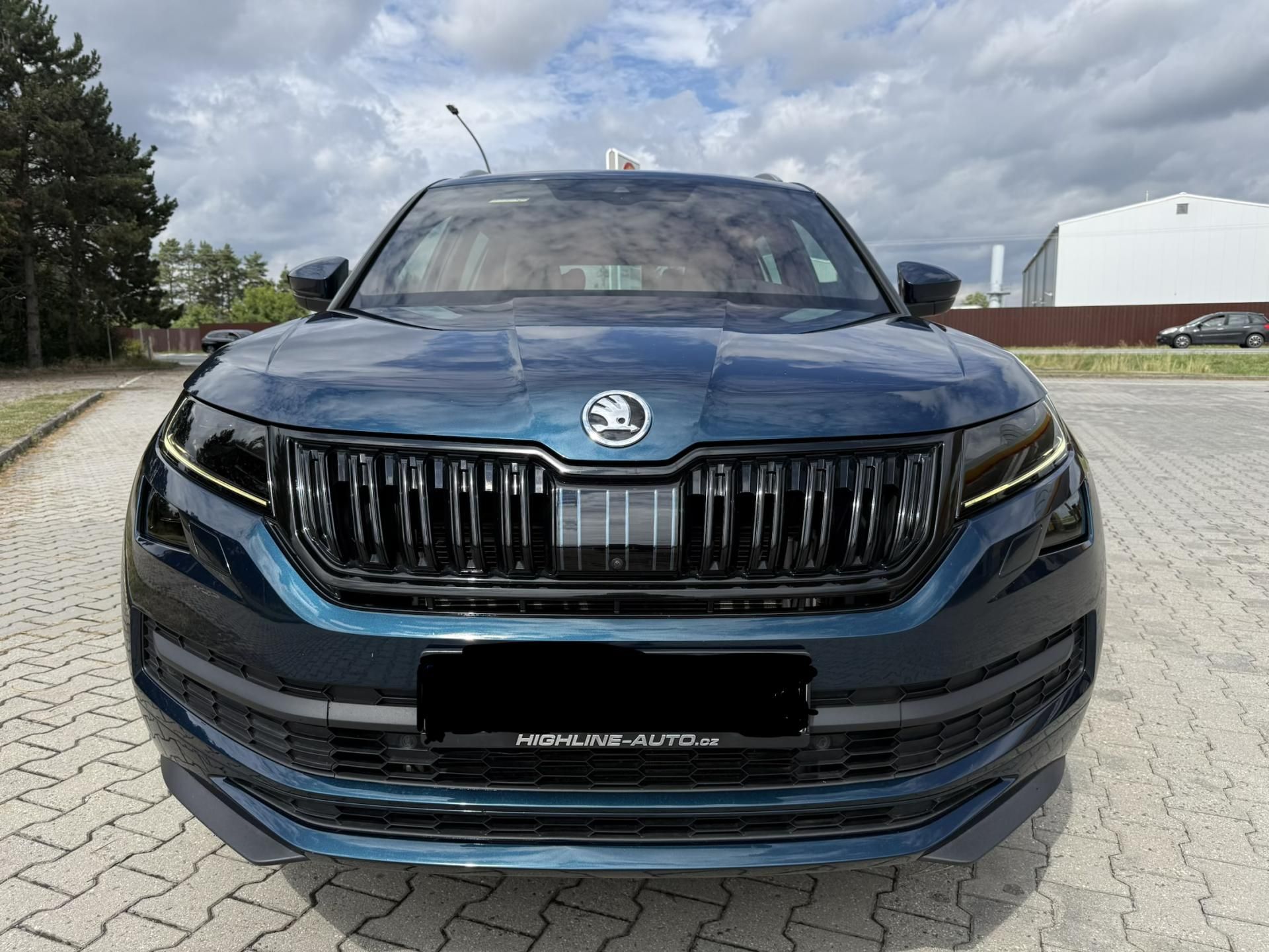 Škoda Kodiaq, 2.0 TDI 4x4 L&K  BUFÍK, TAŽNÉ - fotka 3
