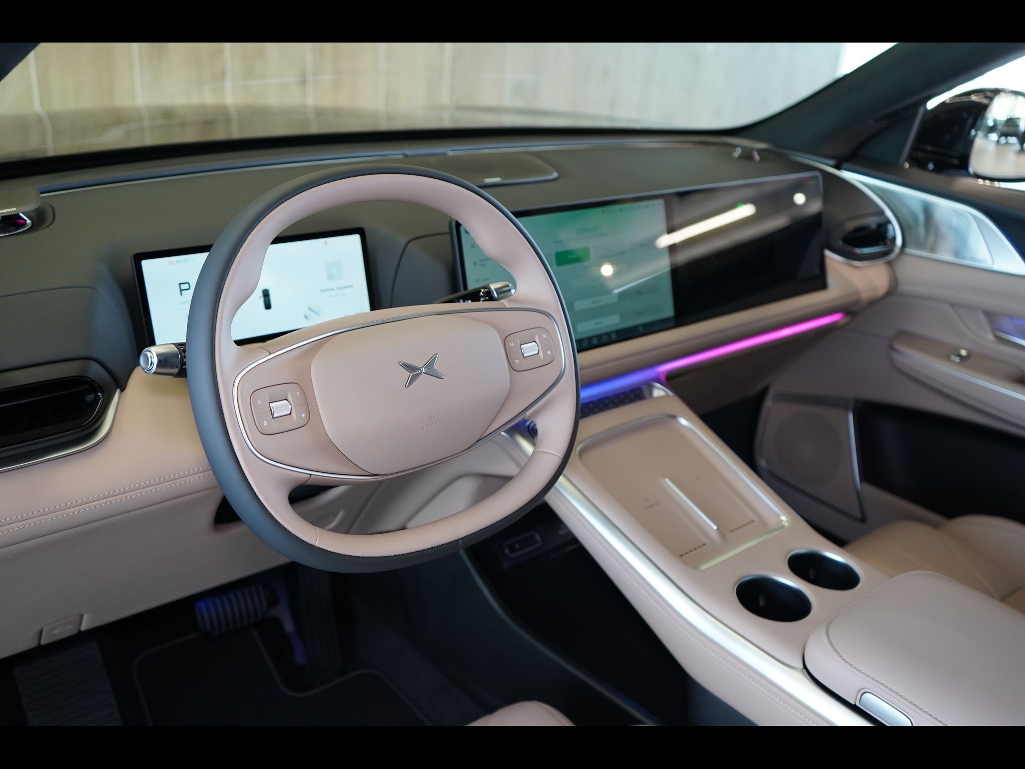 XPENG G9, AWD Performance - 575 HP !!! - fotka 3
