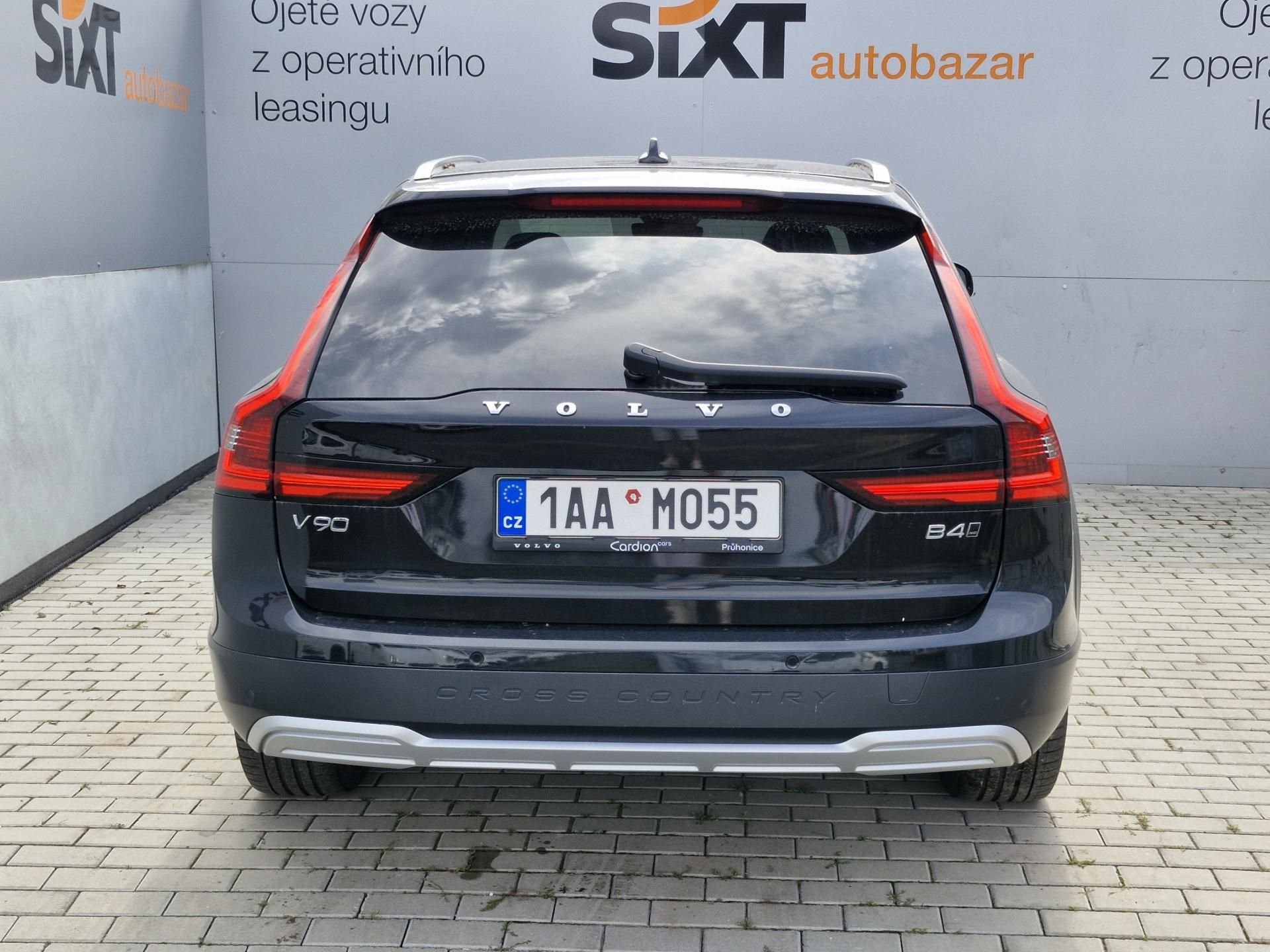 Volvo V90, Cross Country B4 AWD MHY Ultim - fotka 4