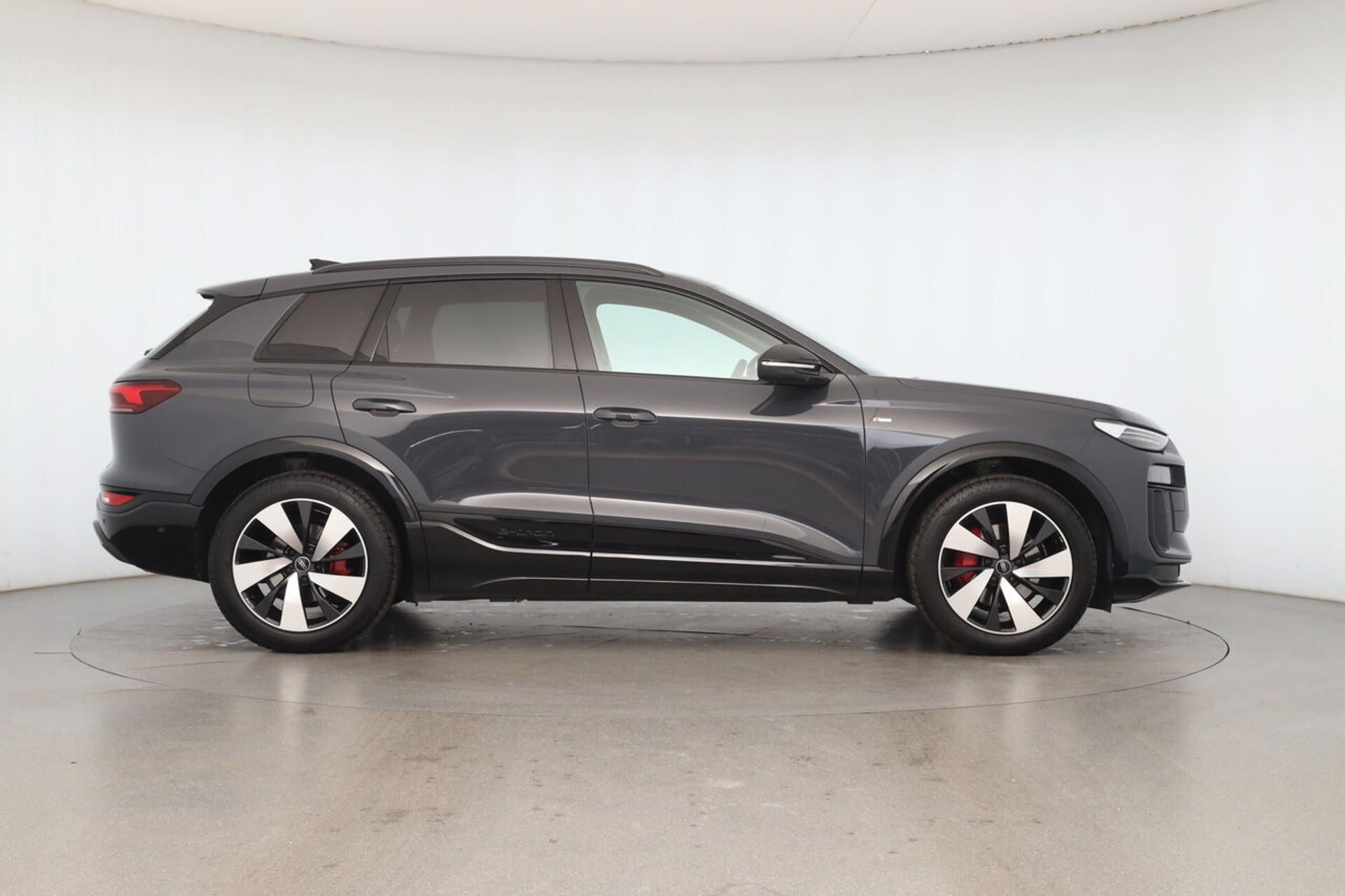 Audi Q6 e-tron, perf. S-Line B&O Vzduch HuD Pa - fotka 4