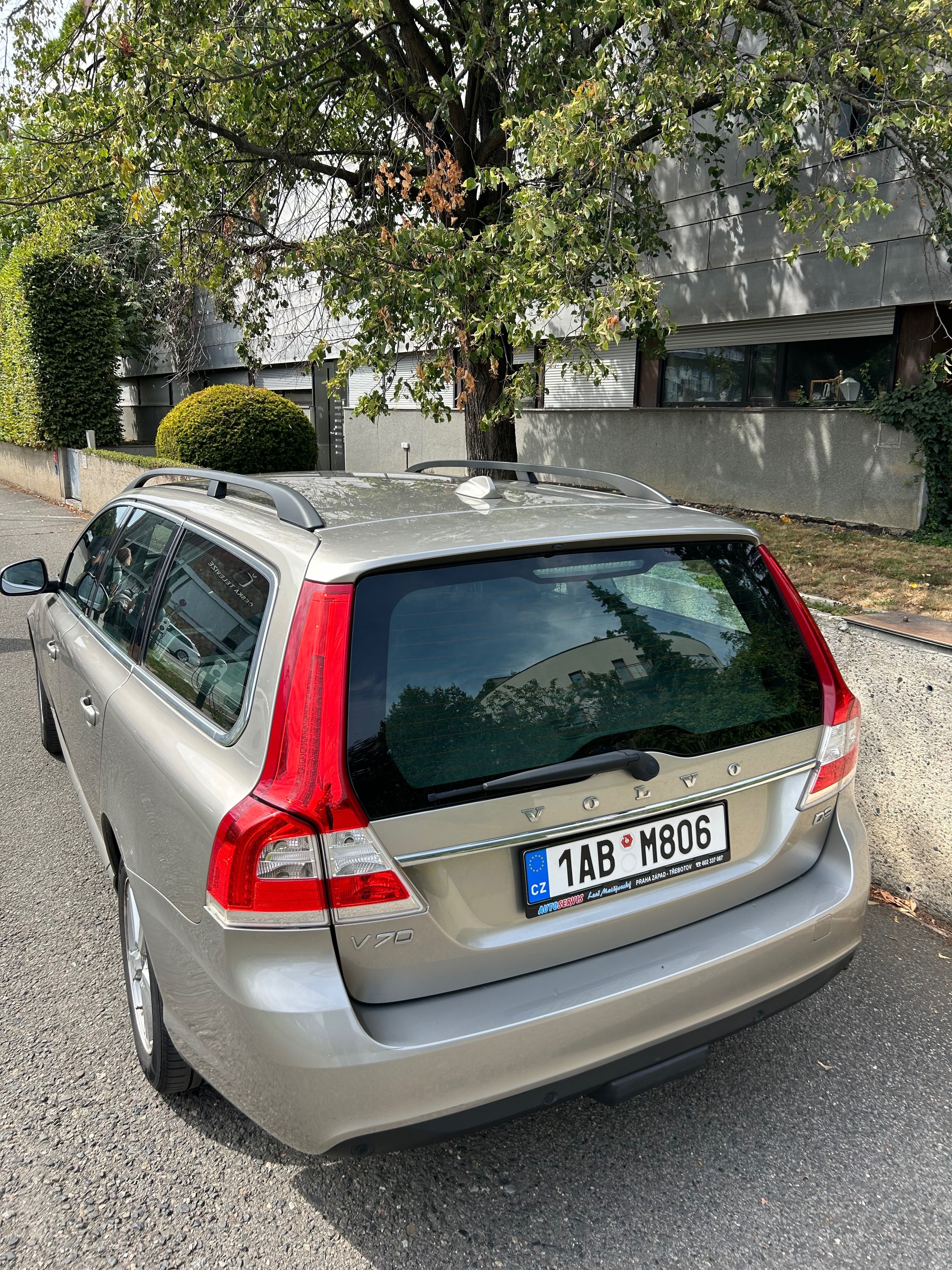 Volvo V70, Prodám Volvo V70 kombi - fotka 2