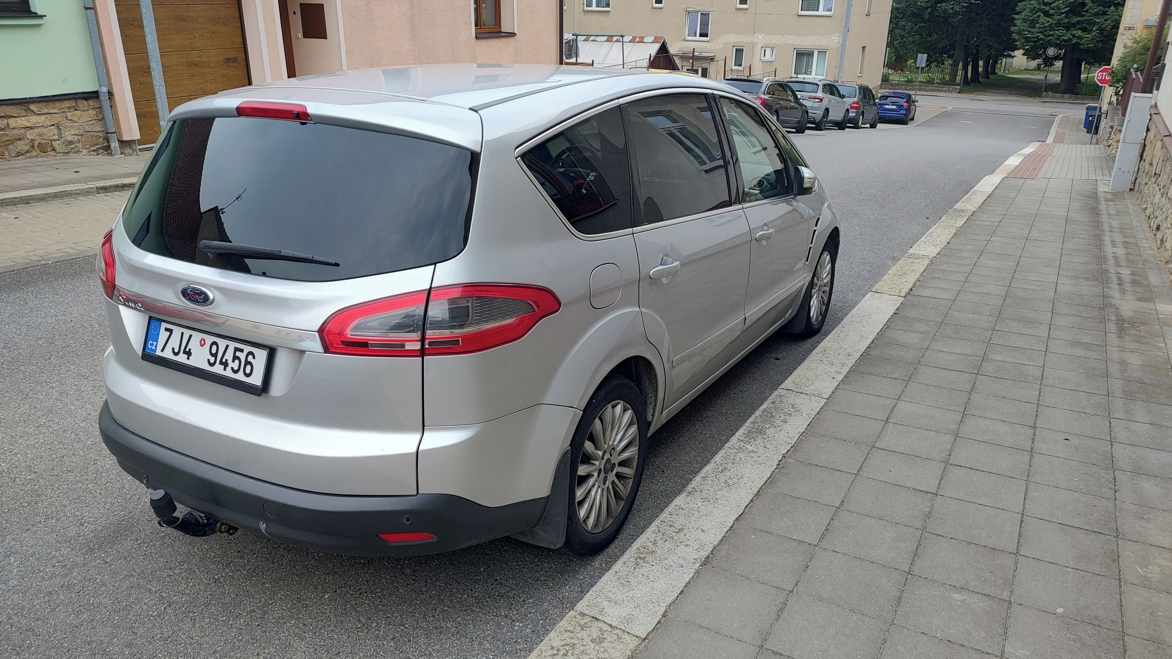 Ford S-MAX, 2.0 Tdci, 103kw, 286 tis.km - fotka 4