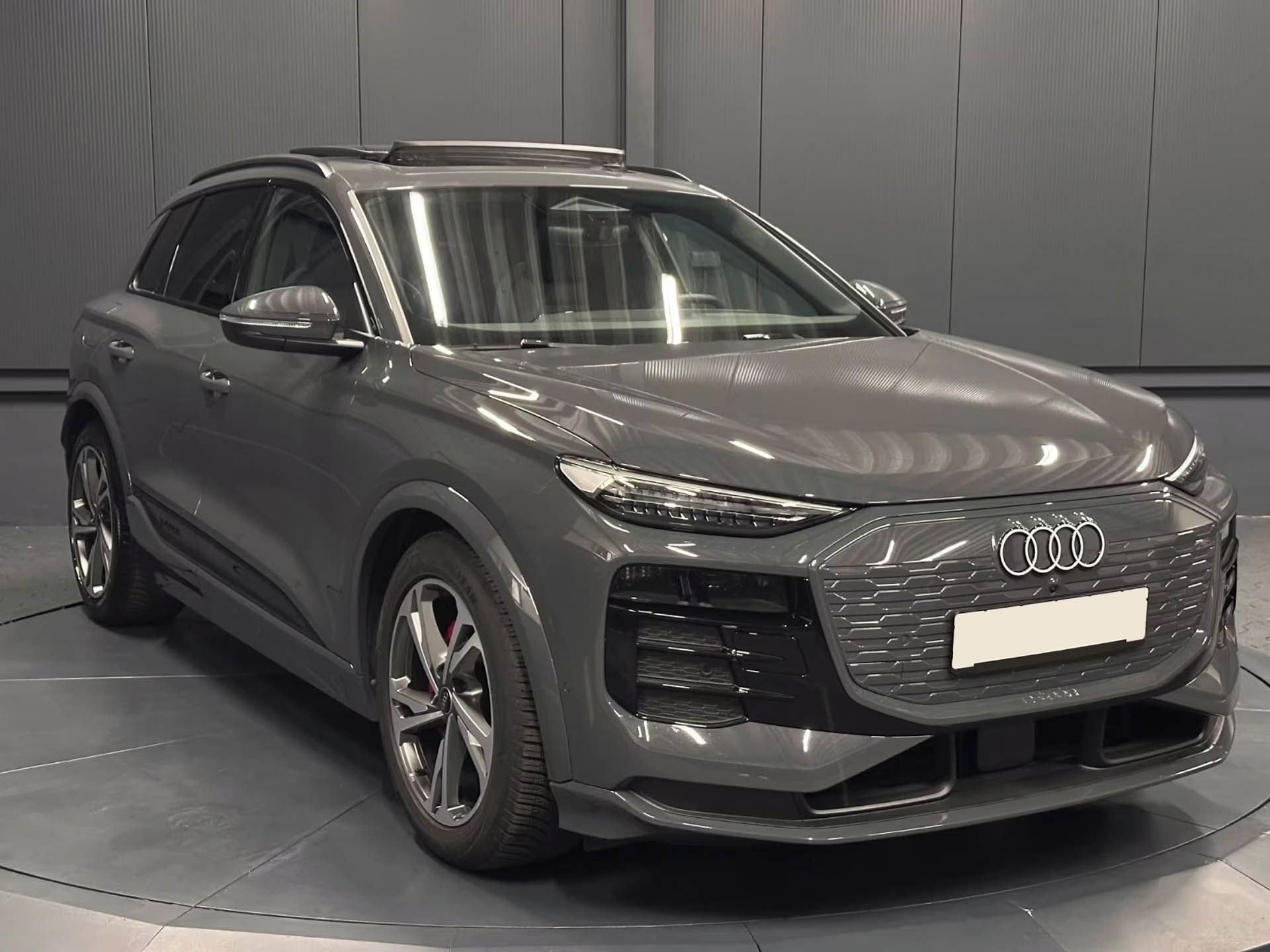 Audi Q6 e-tron, perf. S-Line B&O Vzduch Pano - fotka 3