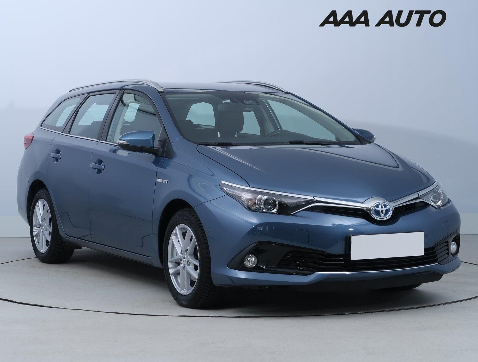 Toyota Auris, Hybrid, Automat, ČR,1.maj
