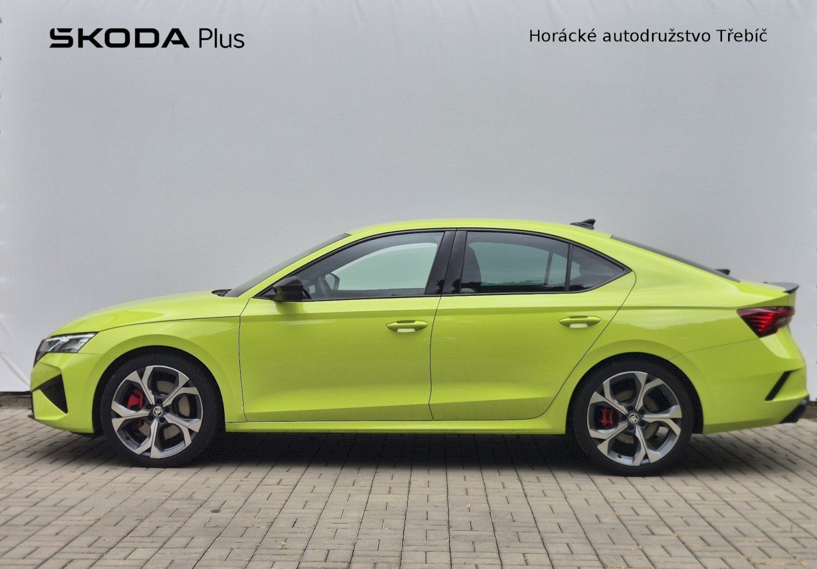 Škoda Octavia, 2.0TSI 195kW DSG RS - fotka 3