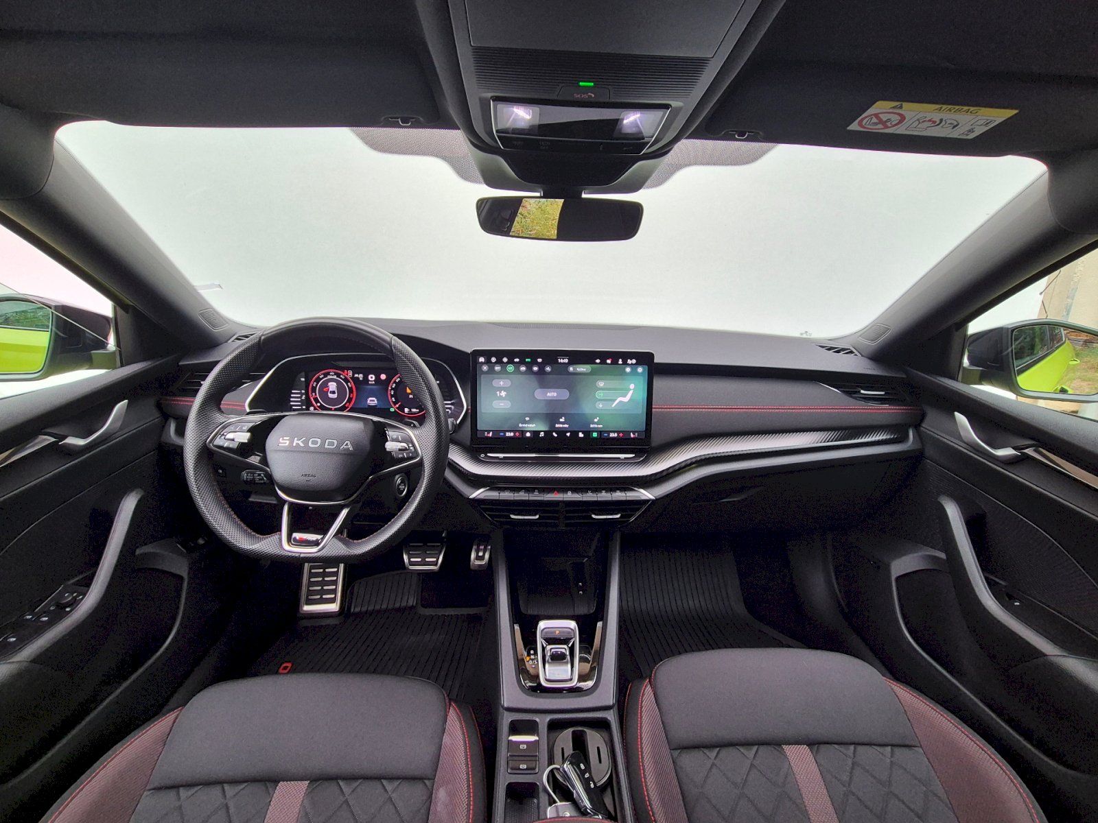 Škoda Octavia, 2.0TSI 195kW DSG RS - fotka 5