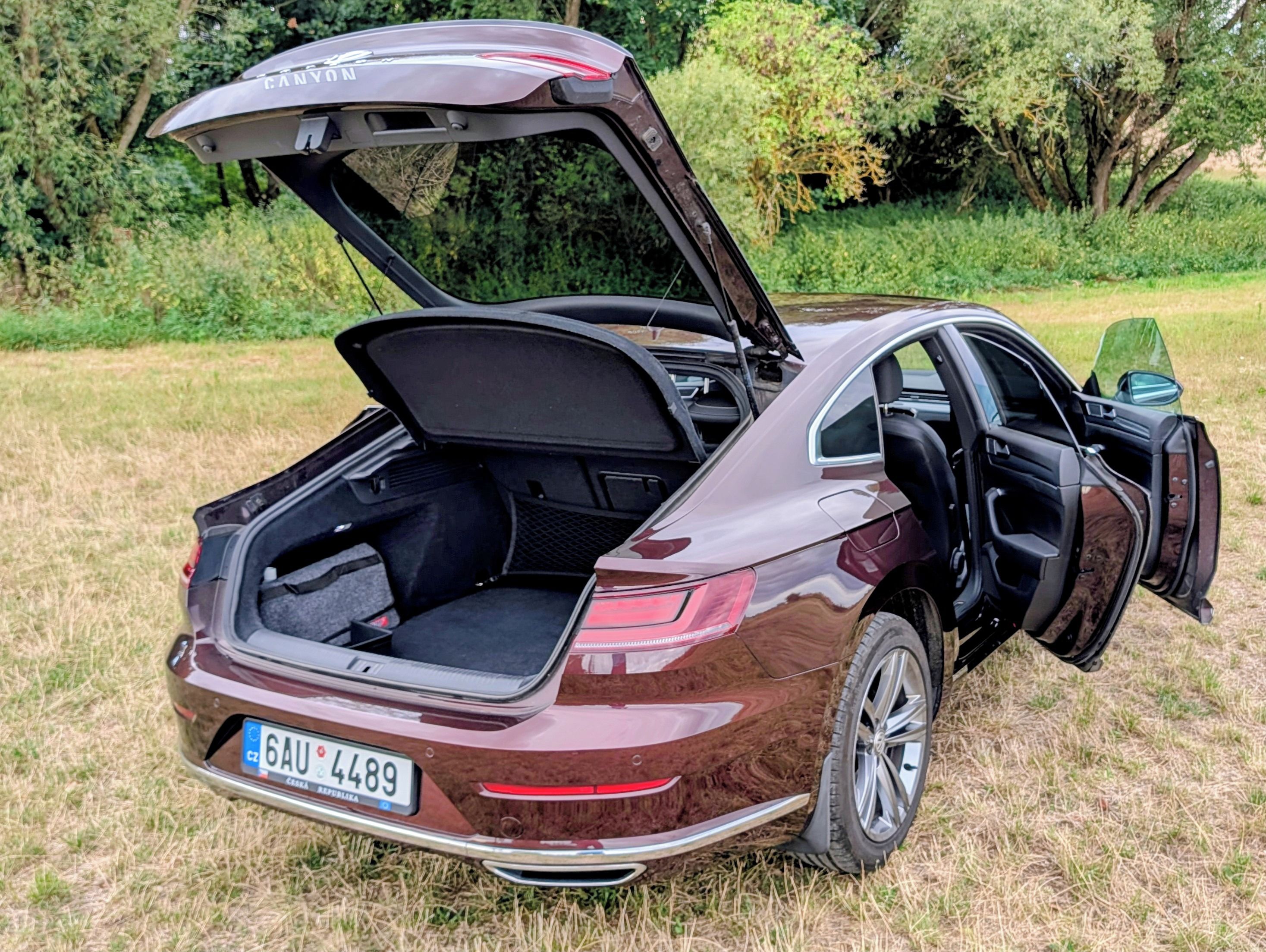 Volkswagen Arteon, 2.0 TDI, DSG, R-line - fotka 4