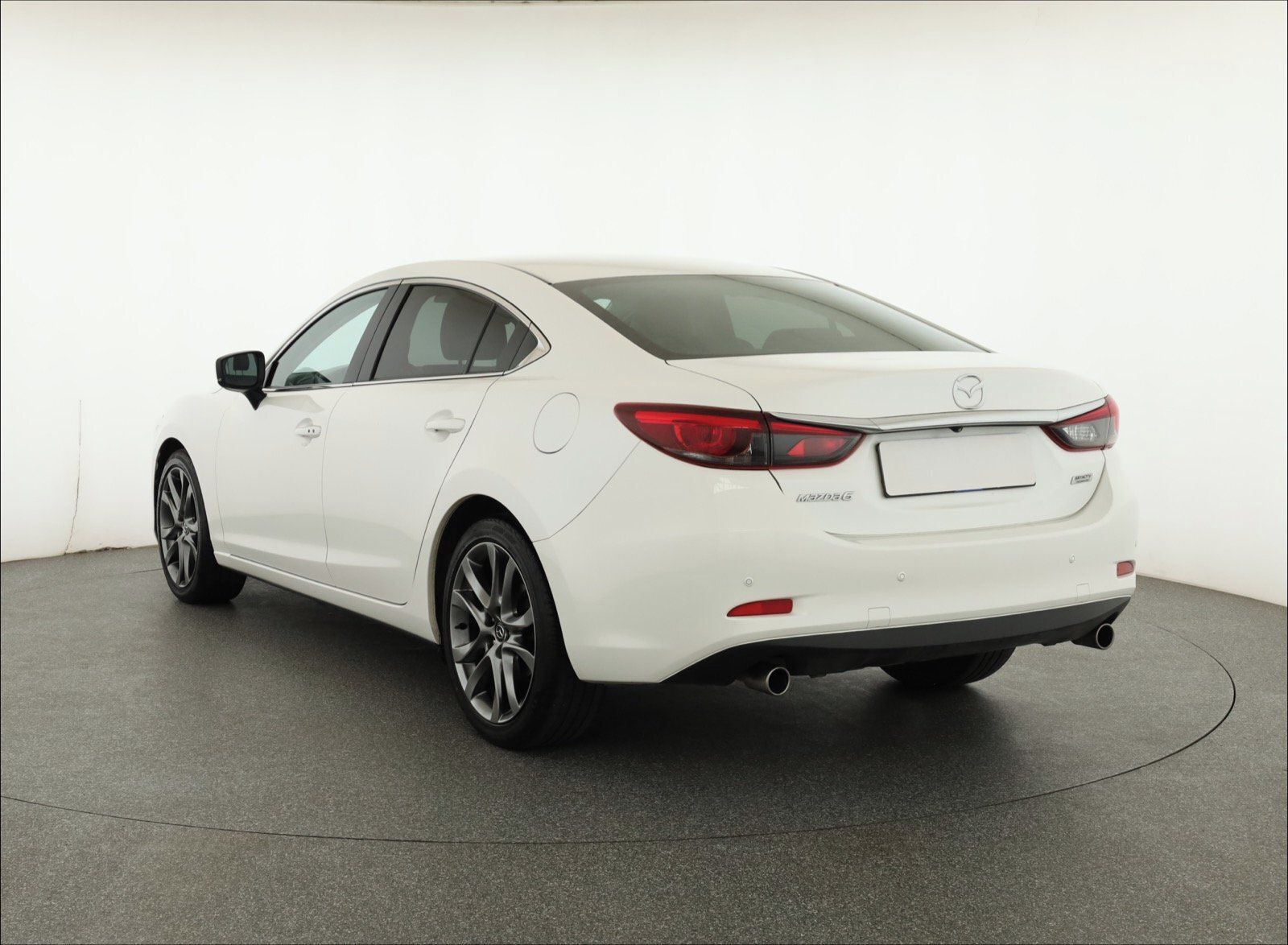 Mazda 6, 2.5 Skyactiv-G, Automat - fotka 4