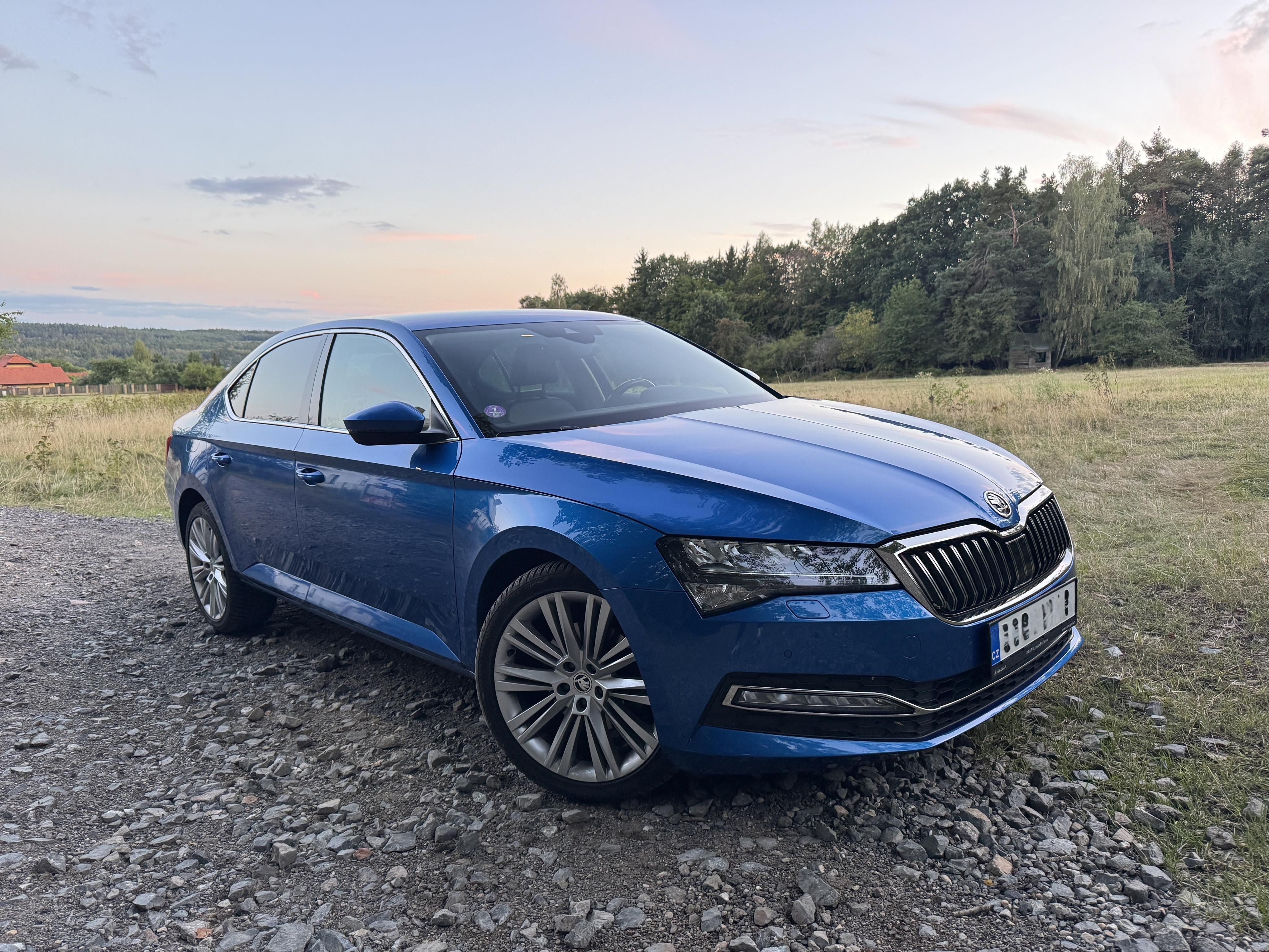 Škoda Superb, 2,0TSI 140 kW, Style Plus - fotka 4