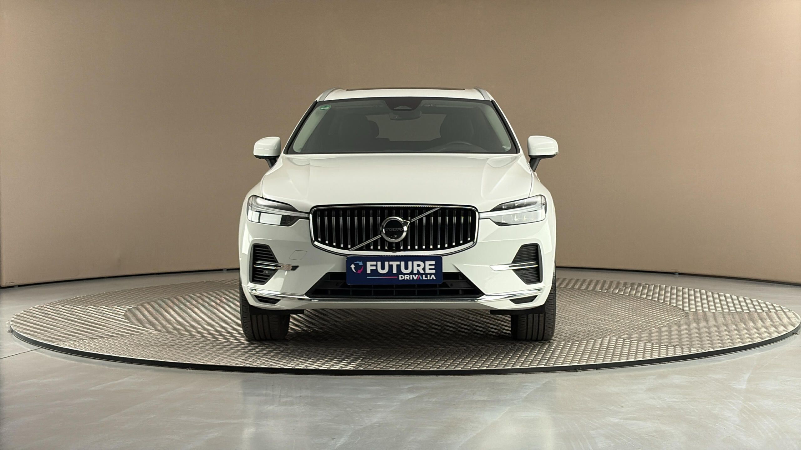 Volvo XC60, 2.0 T6 AUT AWD Recharge Inscri - fotka 3