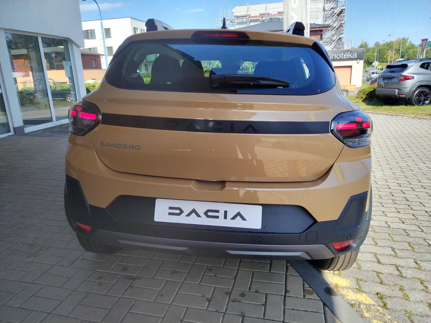 Dacia Sandero, Stepway Extreme Eco-G 120 - fotka 4