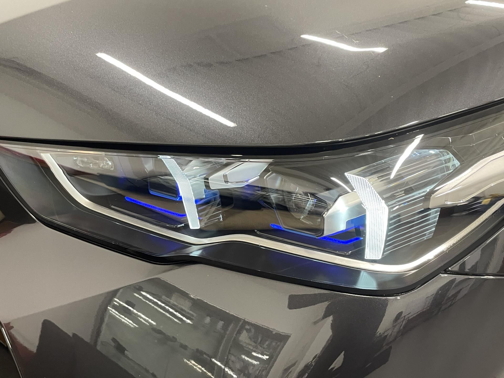 BMW Řada 5, 540d xDrive, Mpaket - fotka 5