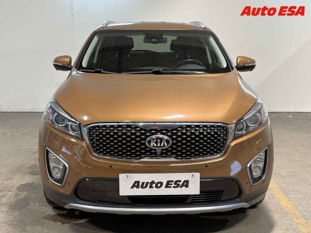 Kia Sorento, 2.2 4x4,ČR,AT,navi,bixen - fotka 2