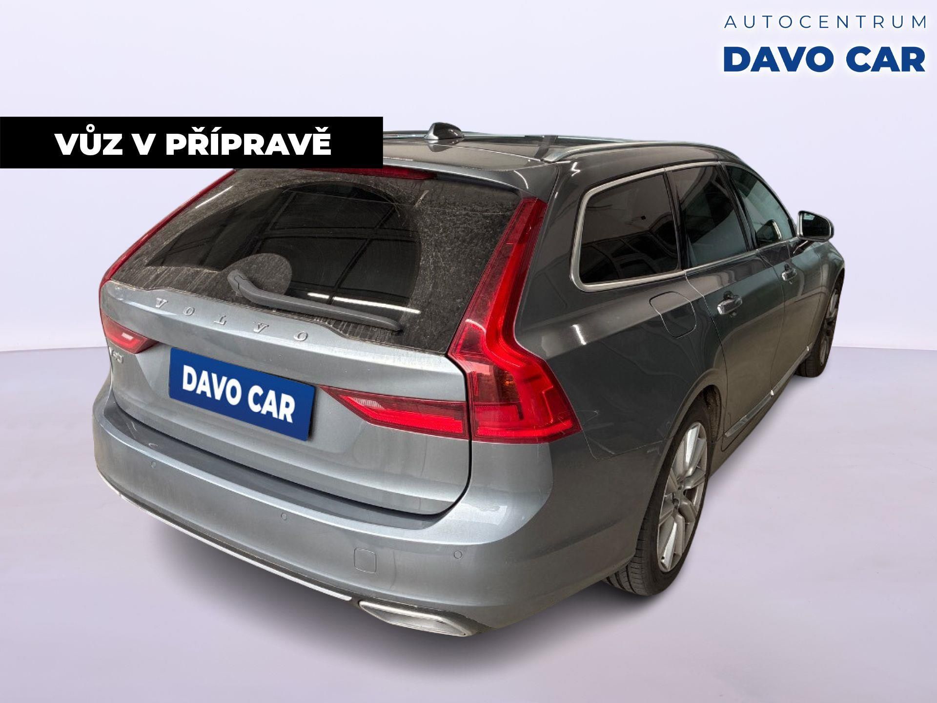 Volvo V90, 2,0 D3 Drive-E Momentum Auto - fotka 4