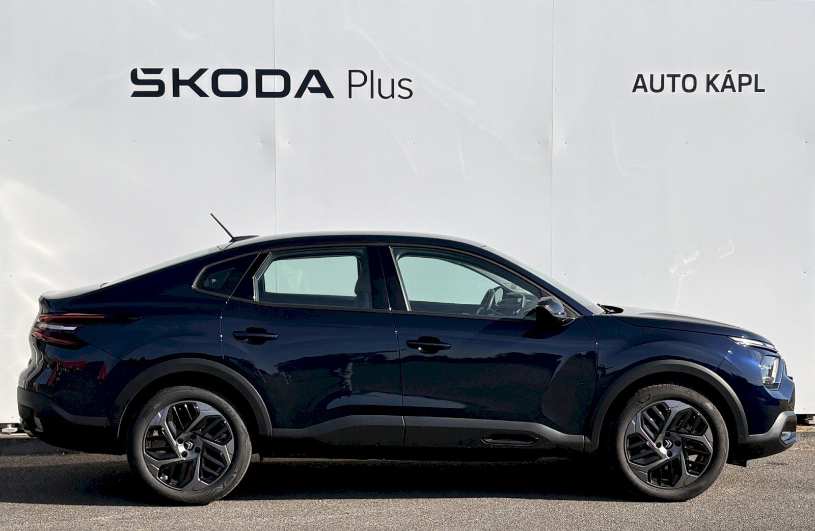 Citroën C4, X Plus 1,2 PureTech EAT8 - fotka 6