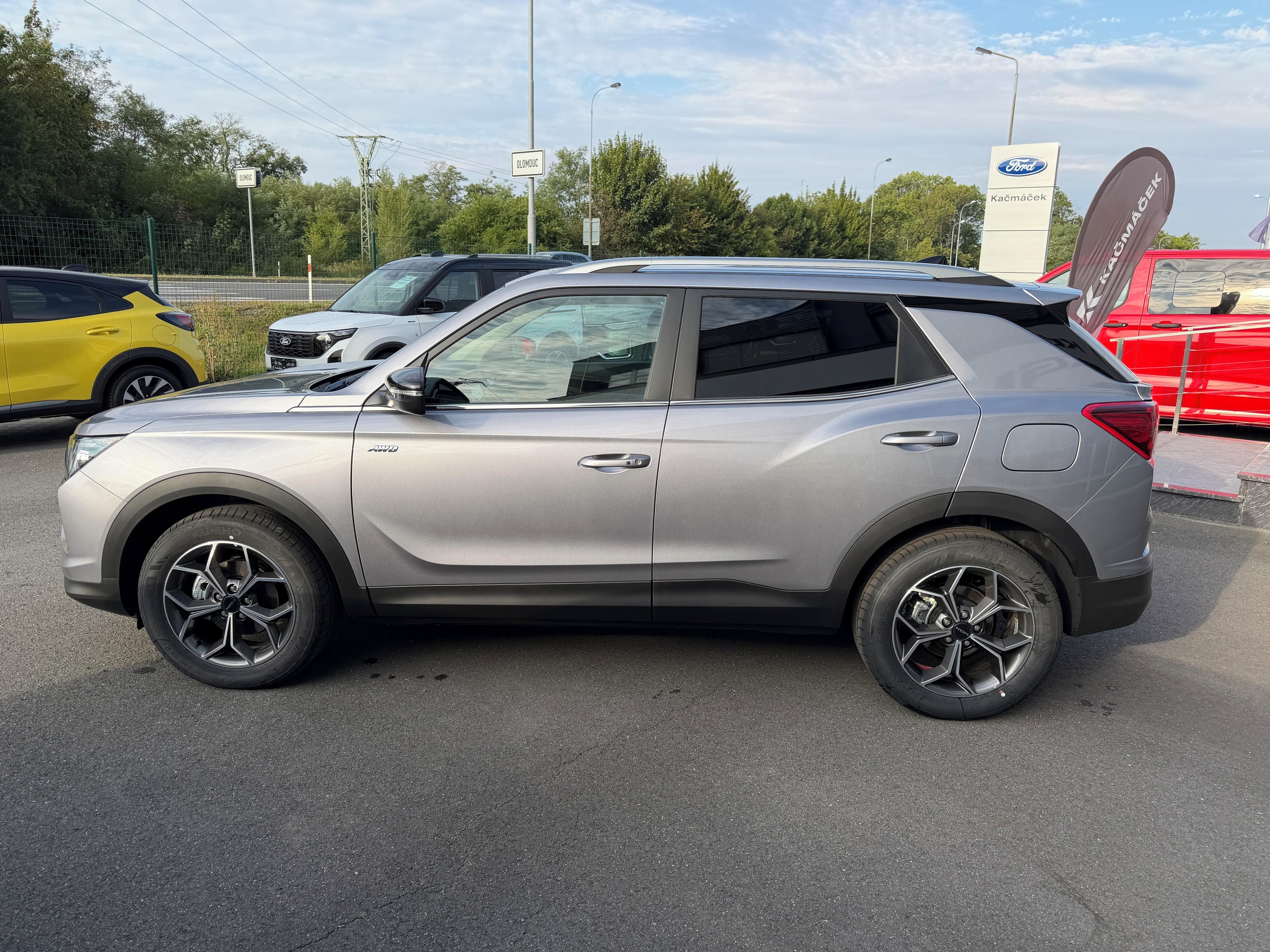 KGM Korando - fotka 6