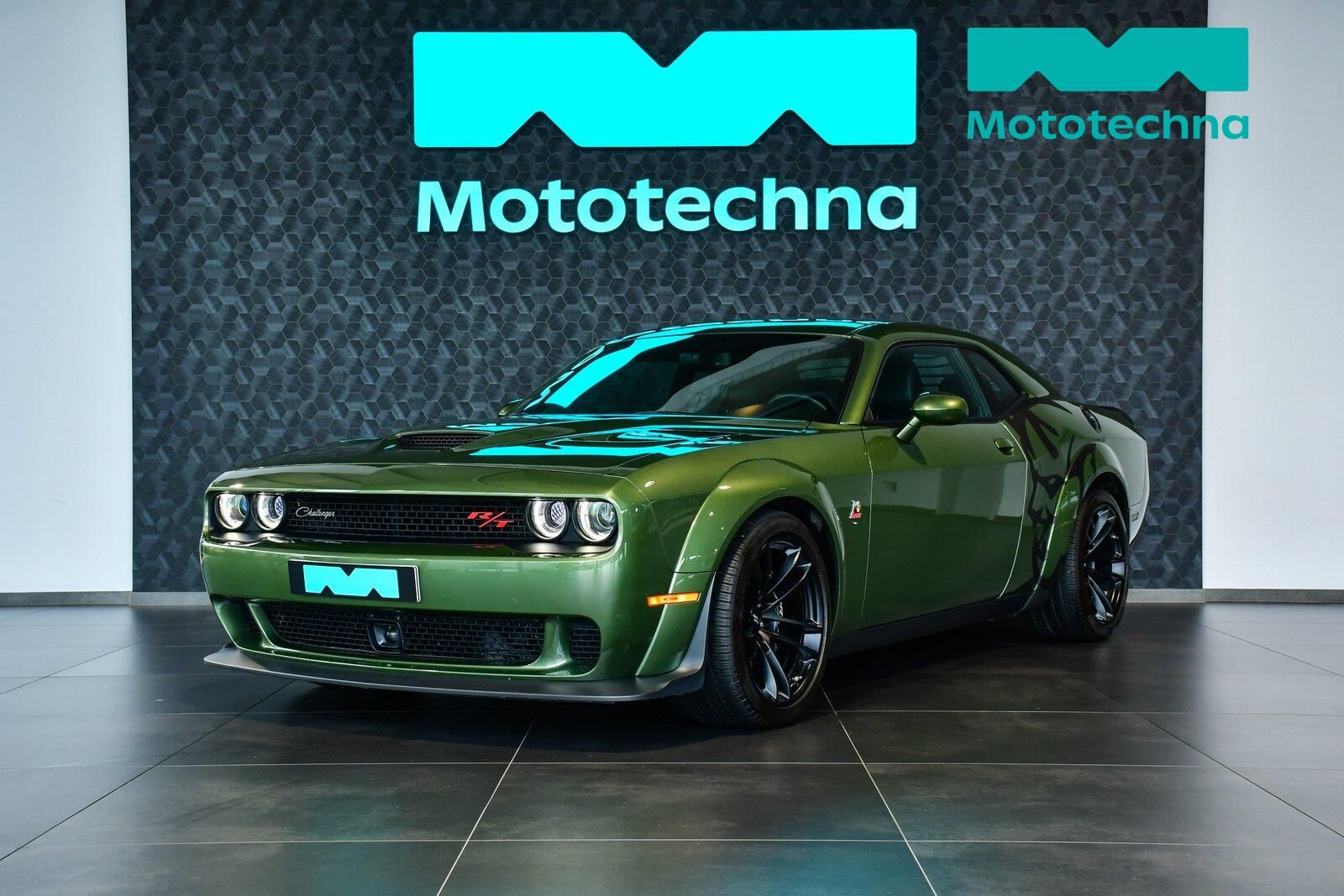 Dodge Challenger, 6.4 SRT 392, ČR, 6.4 R/T