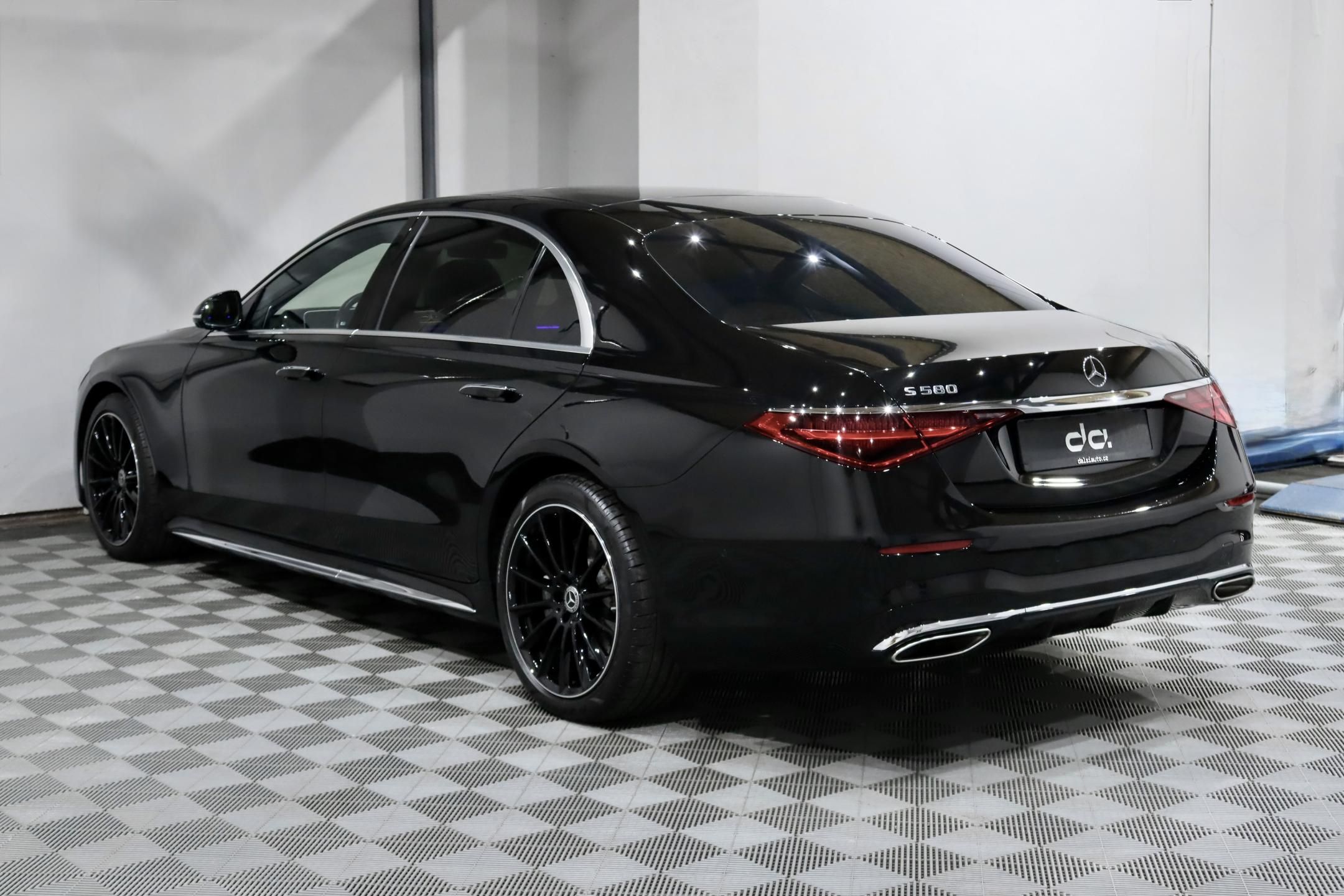 Mercedes-Benz Třídy S, 580 Long 4Matic V8 370 kW - fotka 5