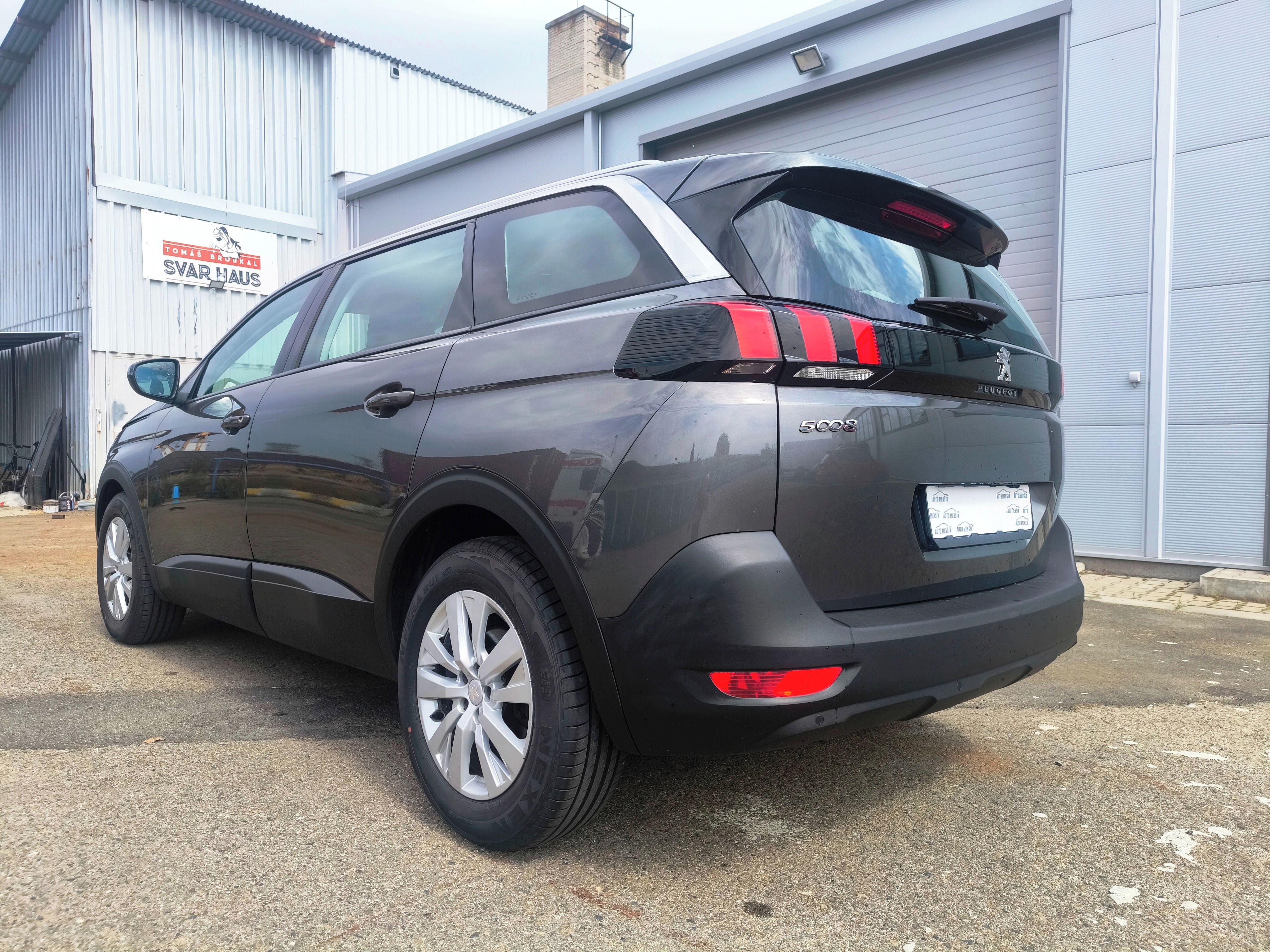 Peugeot 5008, 1.2PT/96kW ACTIVE * 7MÍST * - fotka 6