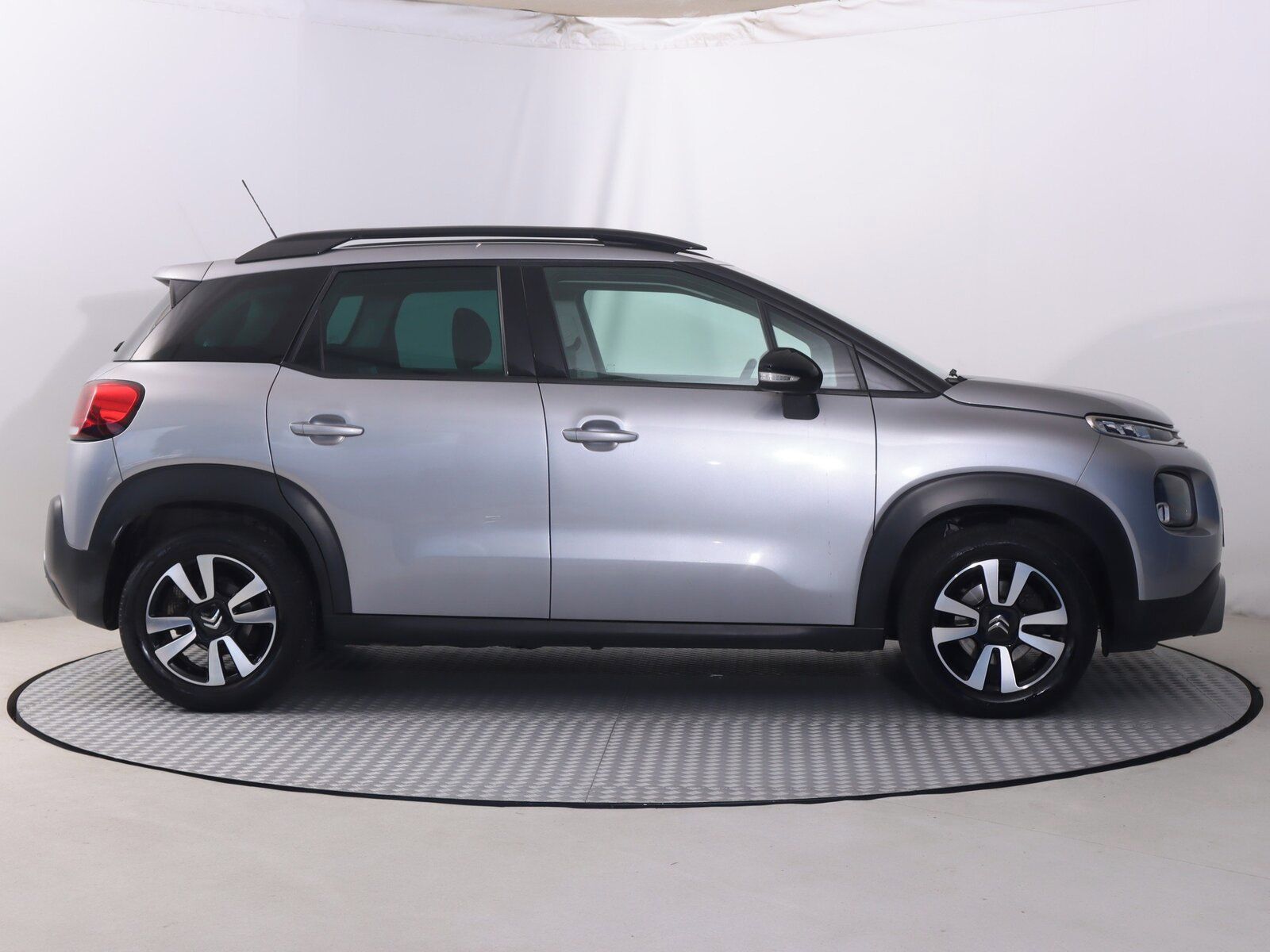 Citroën C3 Aircross, 1.2 PureTech, Automat, Navi - fotka 6