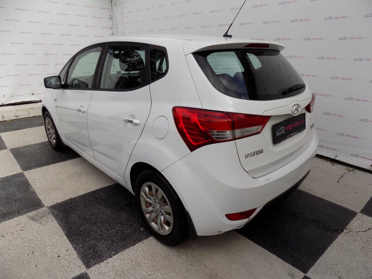 Hyundai ix20, 1.4 CRDi/1.Maj.ČR/Klima/ - fotka 3