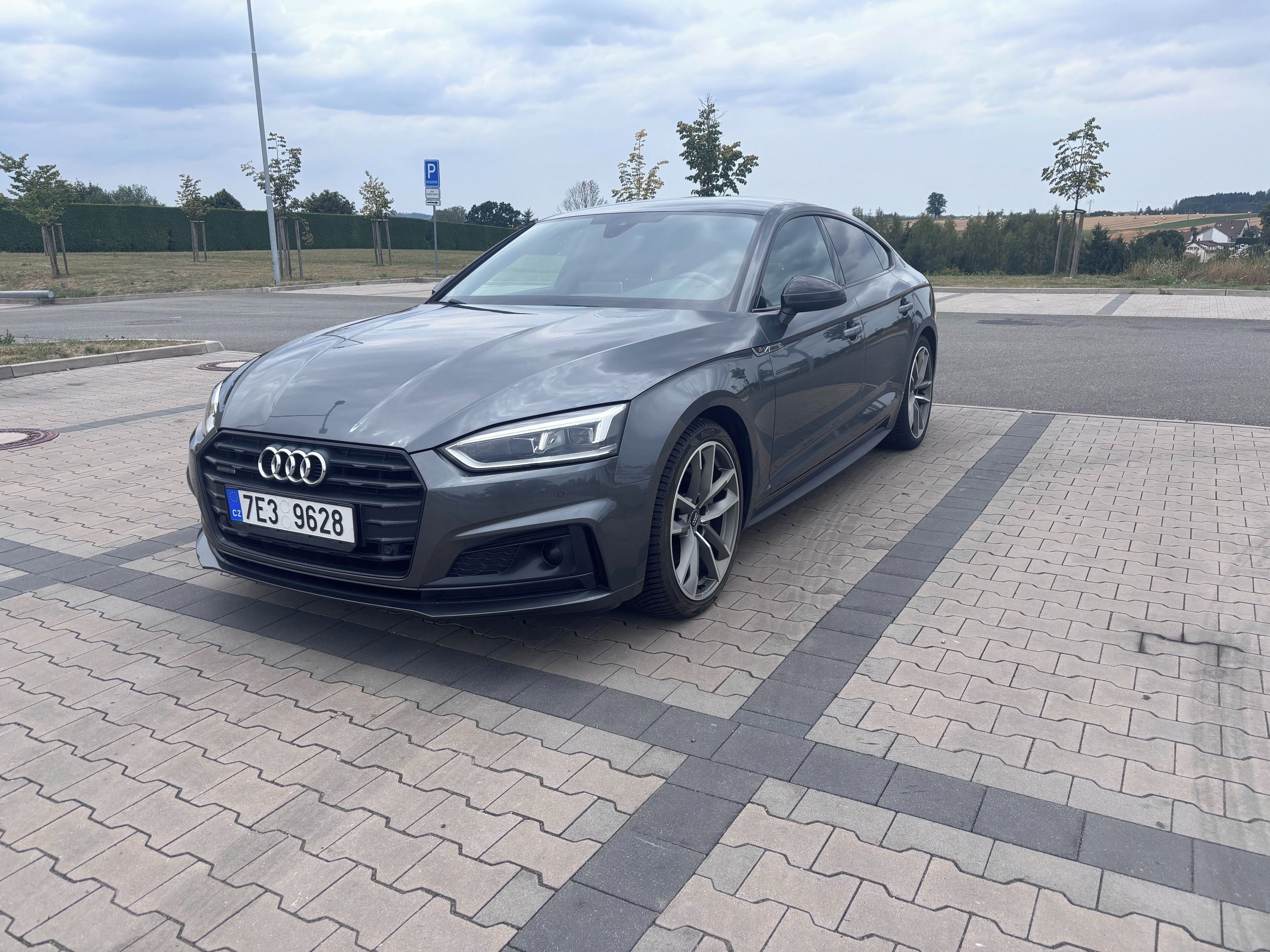Audi A5, 2.0 TDi Quattro, S-Line - fotka 3
