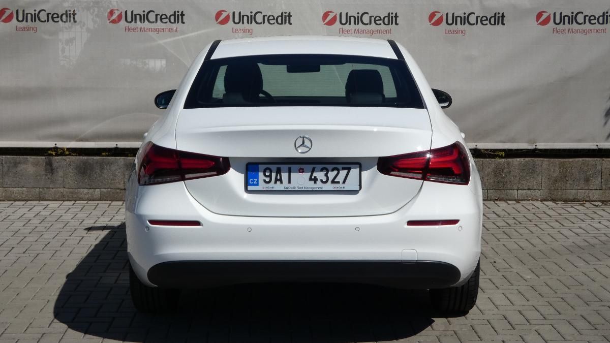 Mercedes-Benz Třídy A, 180d - fotka 4