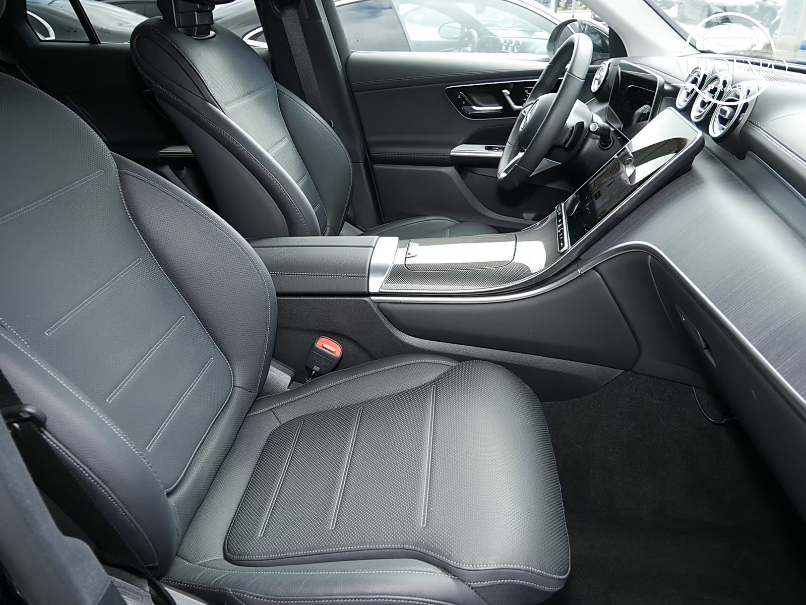 Mercedes-Benz GLC, 450d 4MATIC* - fotka 6