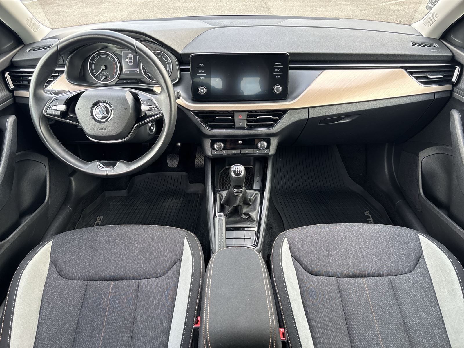 Škoda Scala, 1.5 TSI Style - fotka 5