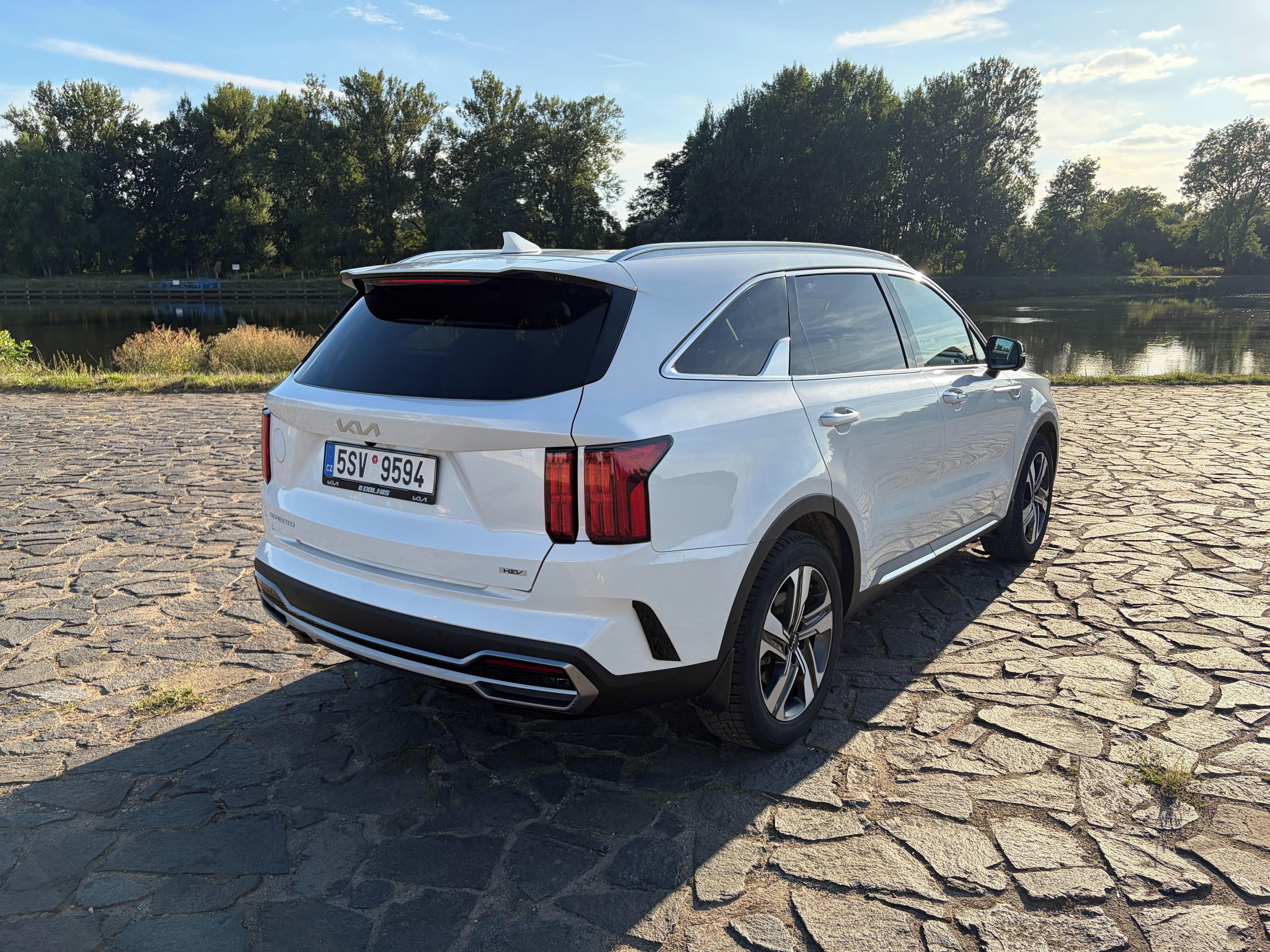 Kia Sorento, HEV - fotka 5