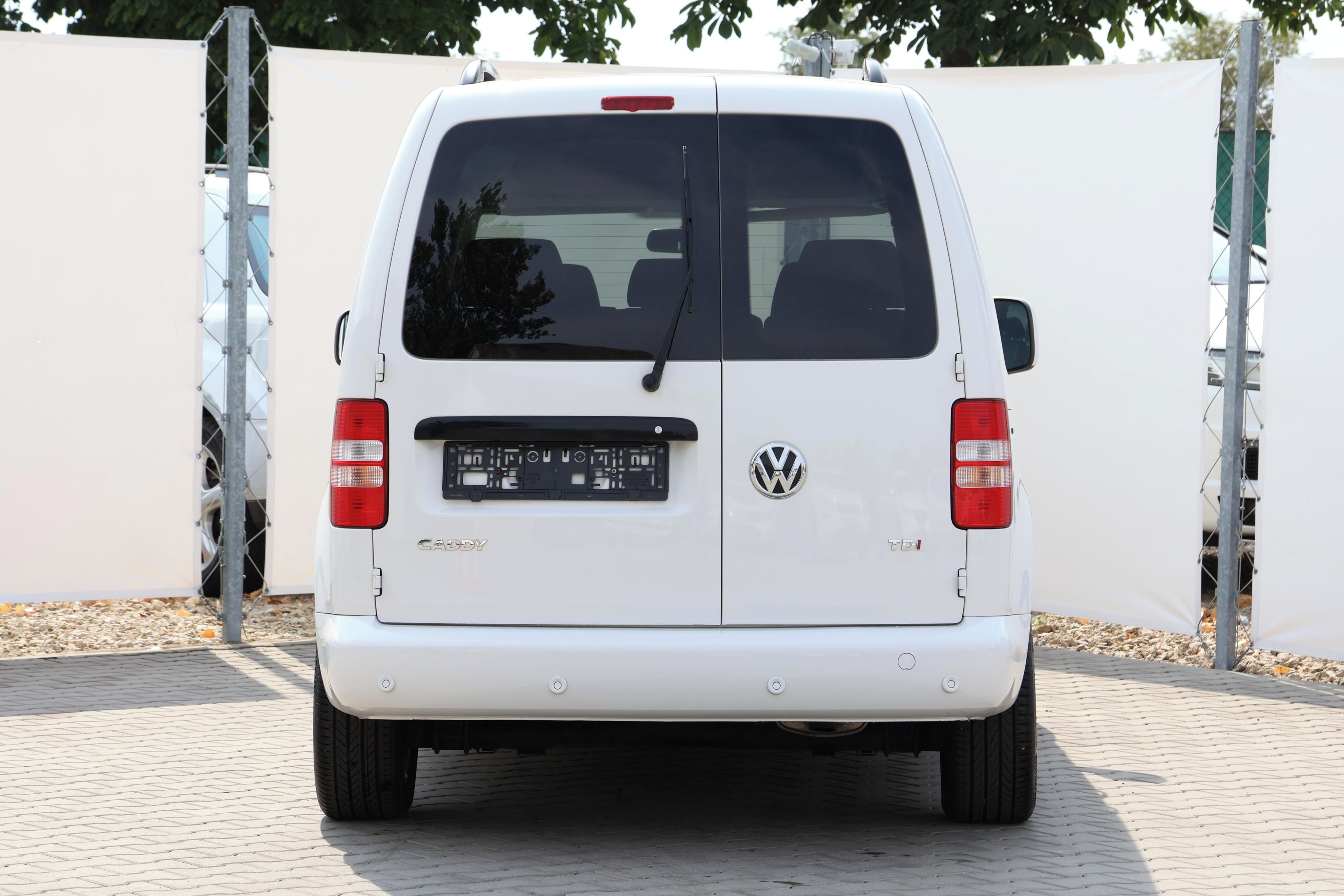 Volkswagen Caddy, 1.6TDI*DSG*SERVIS VW*1MAJ*2SAD - fotka 5