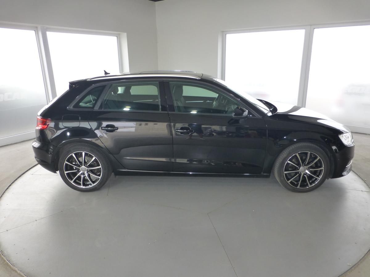 Audi A3, 2,0TDI-110KW*NAVI*XENON*KAMERA - fotka 4