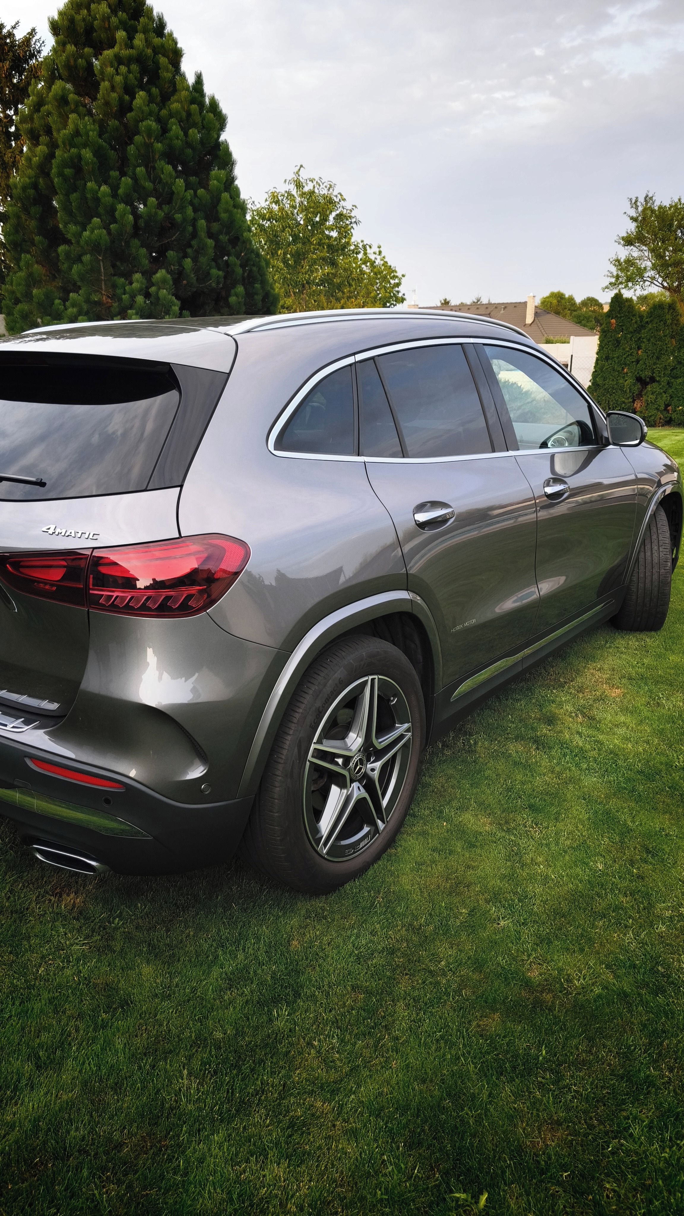 Mercedes-Benz GLA, GLA 200d 4MATIC - AMG - fotka 5