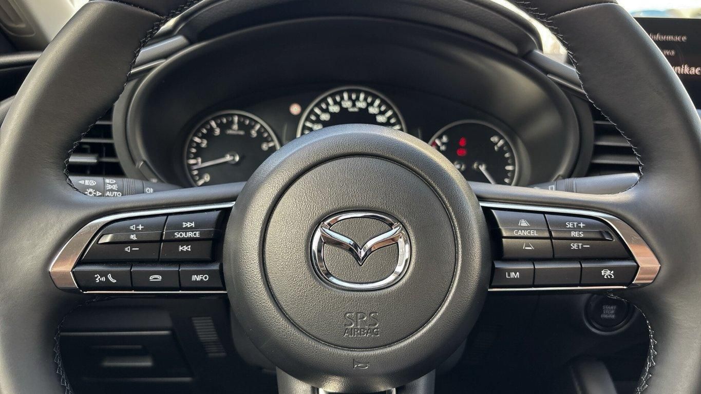 Mazda 3, 2.5 G140 Prime-line MT Sedan - fotka 6